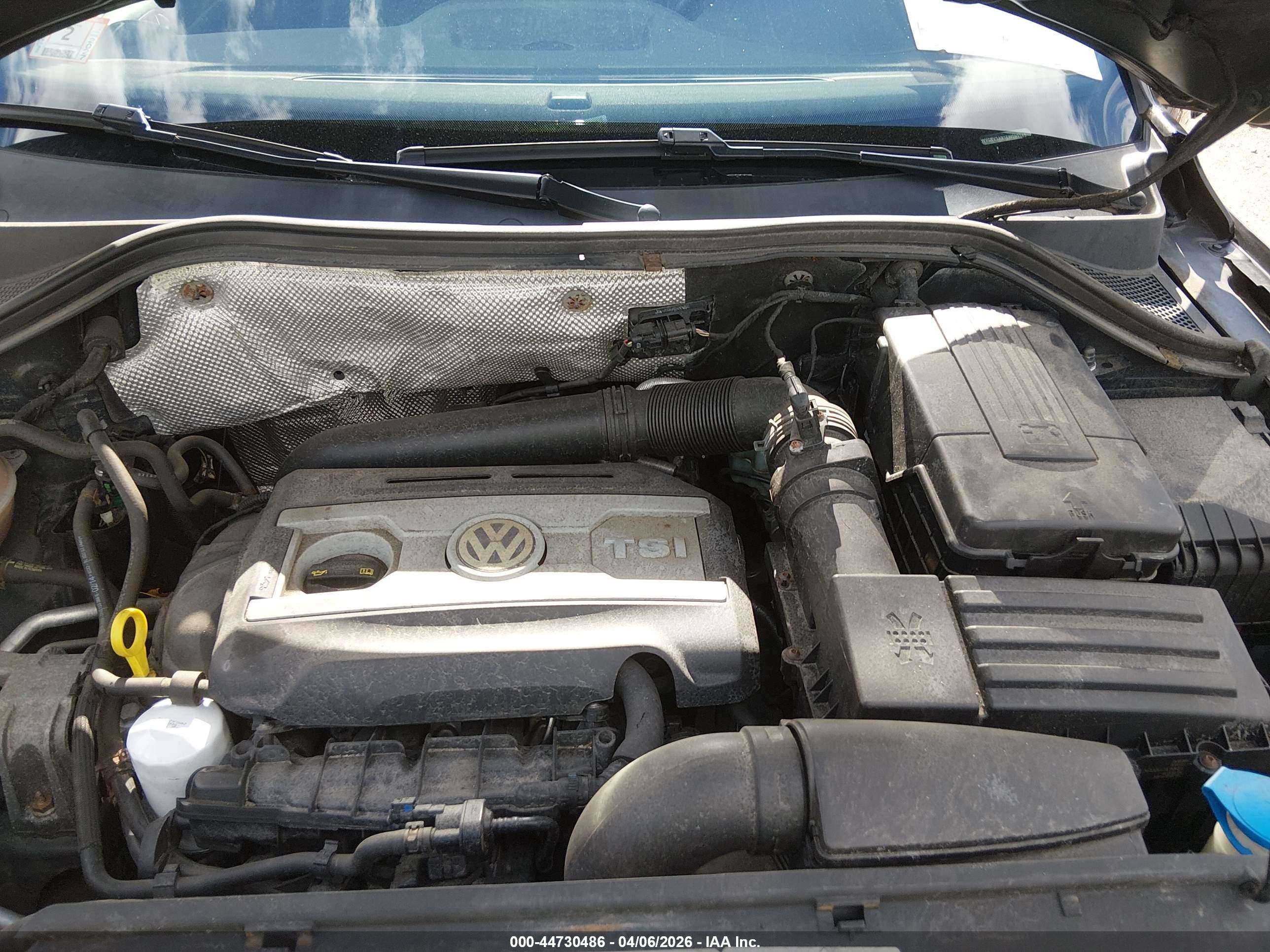 VOLKSWAGEN TIGUAN image 10