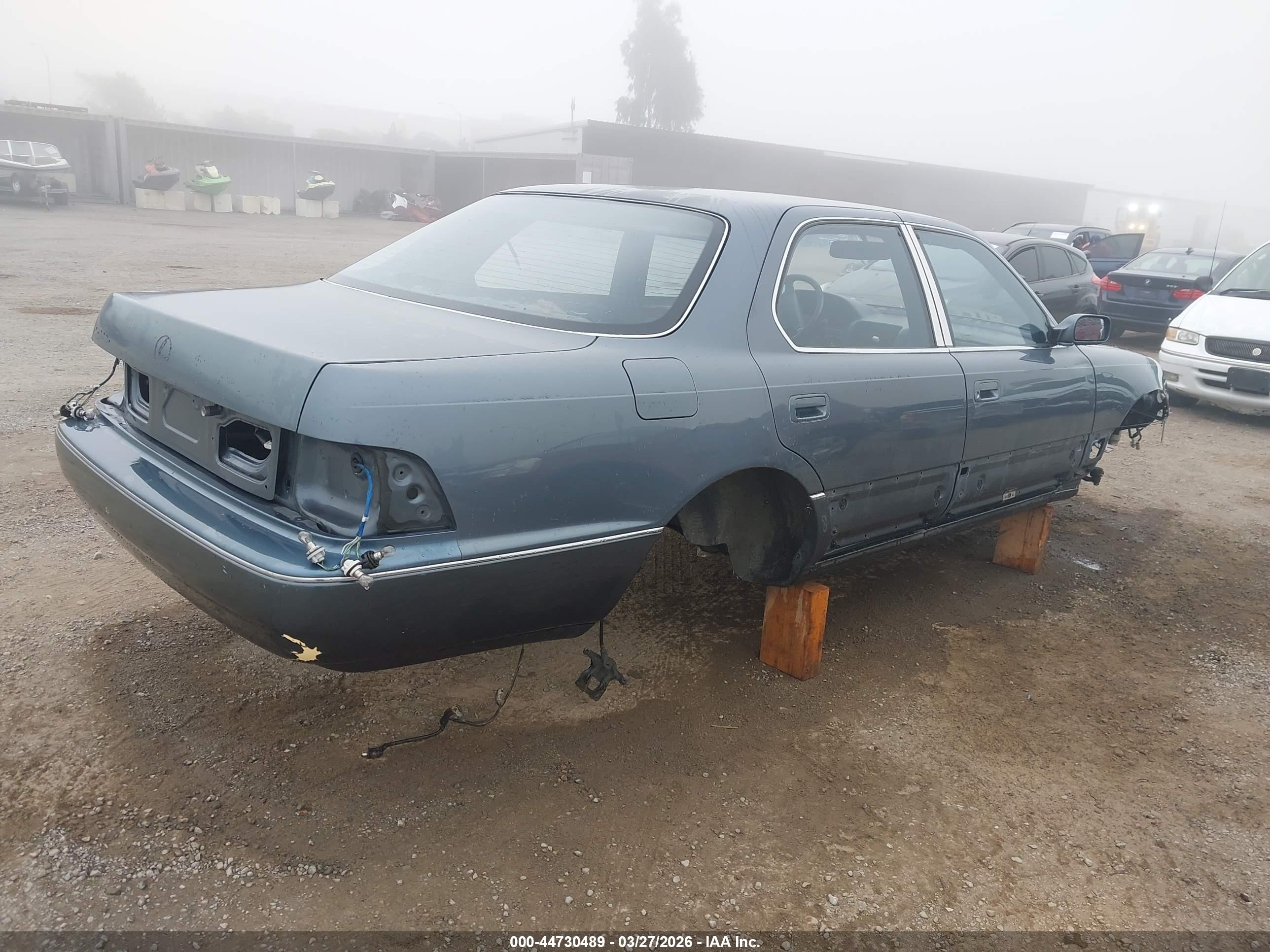 LEXUS LS image 4