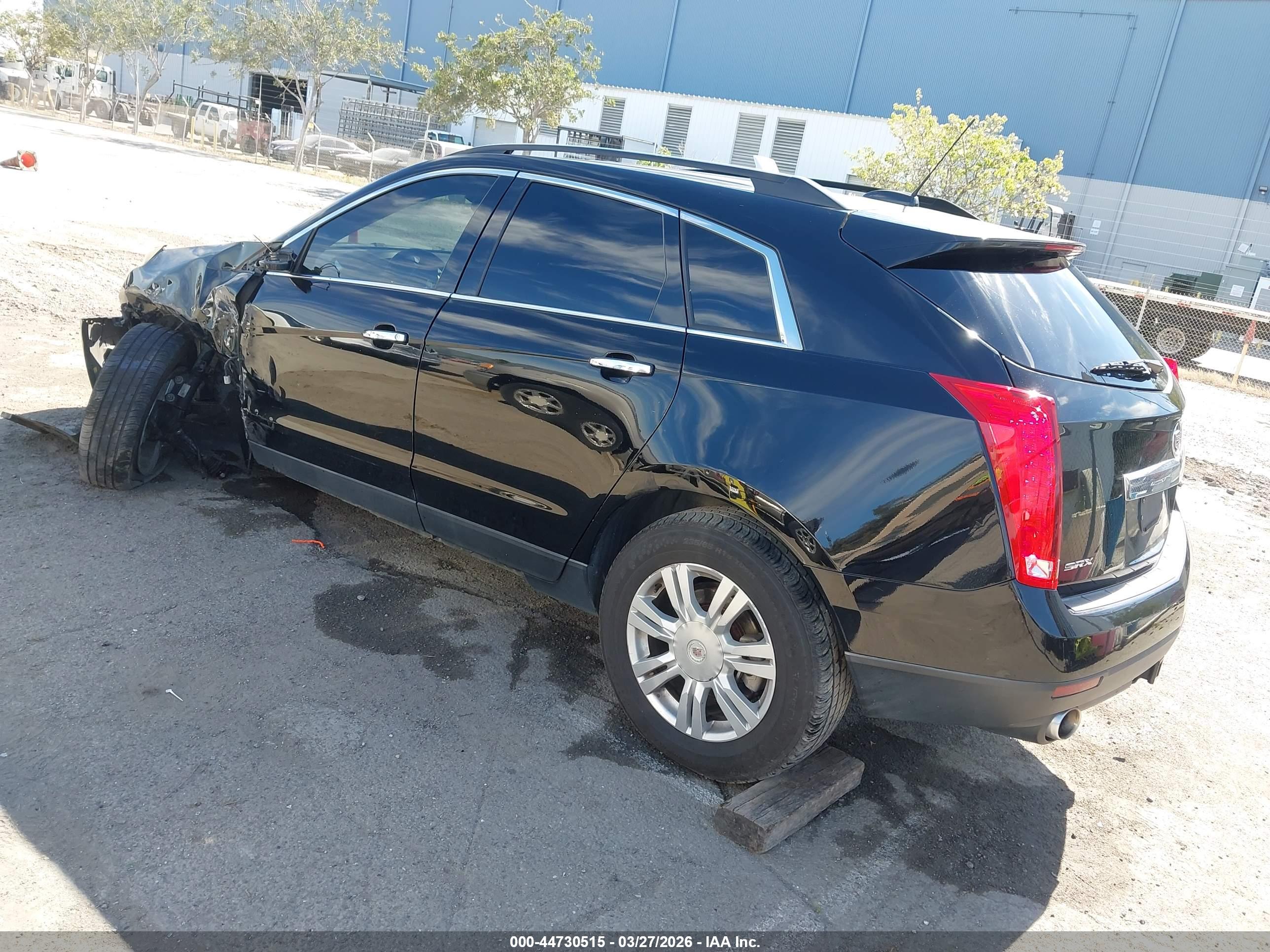 CADILLAC SRX image 3