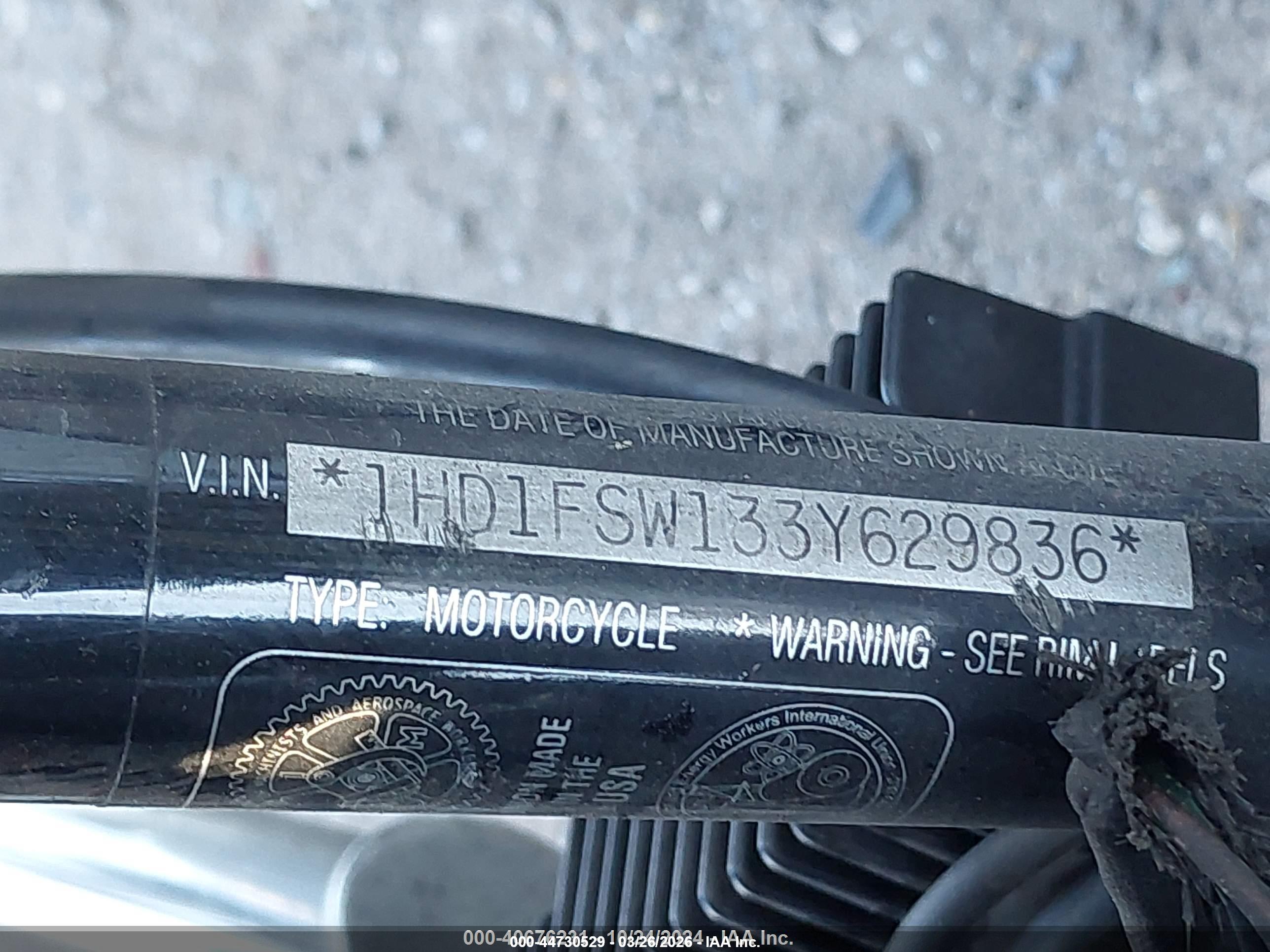 HARLEY-DAVIDSON FLTRI image 10