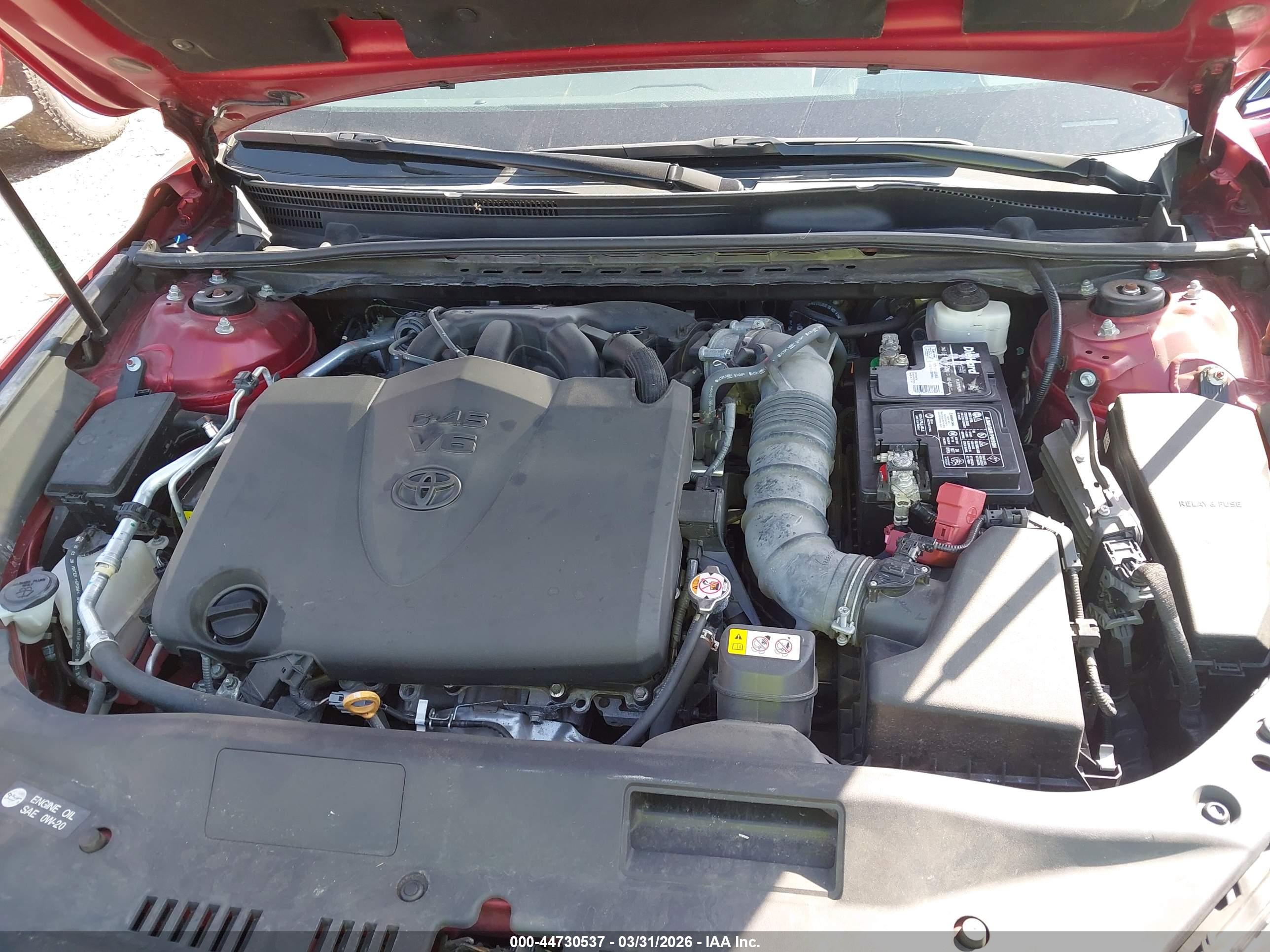 TOYOTA AVALON image 10