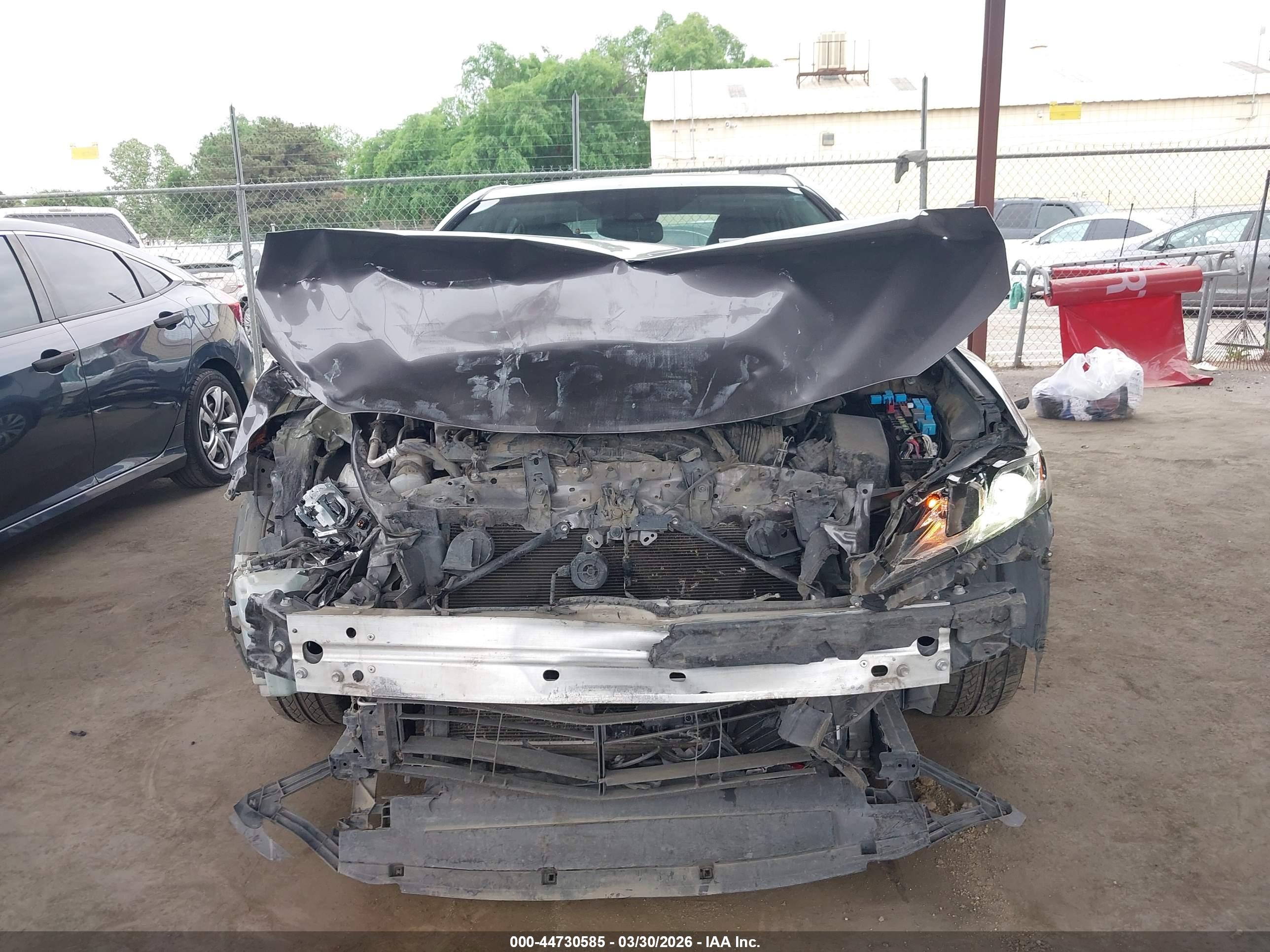 TOYOTA CAMRY image 6