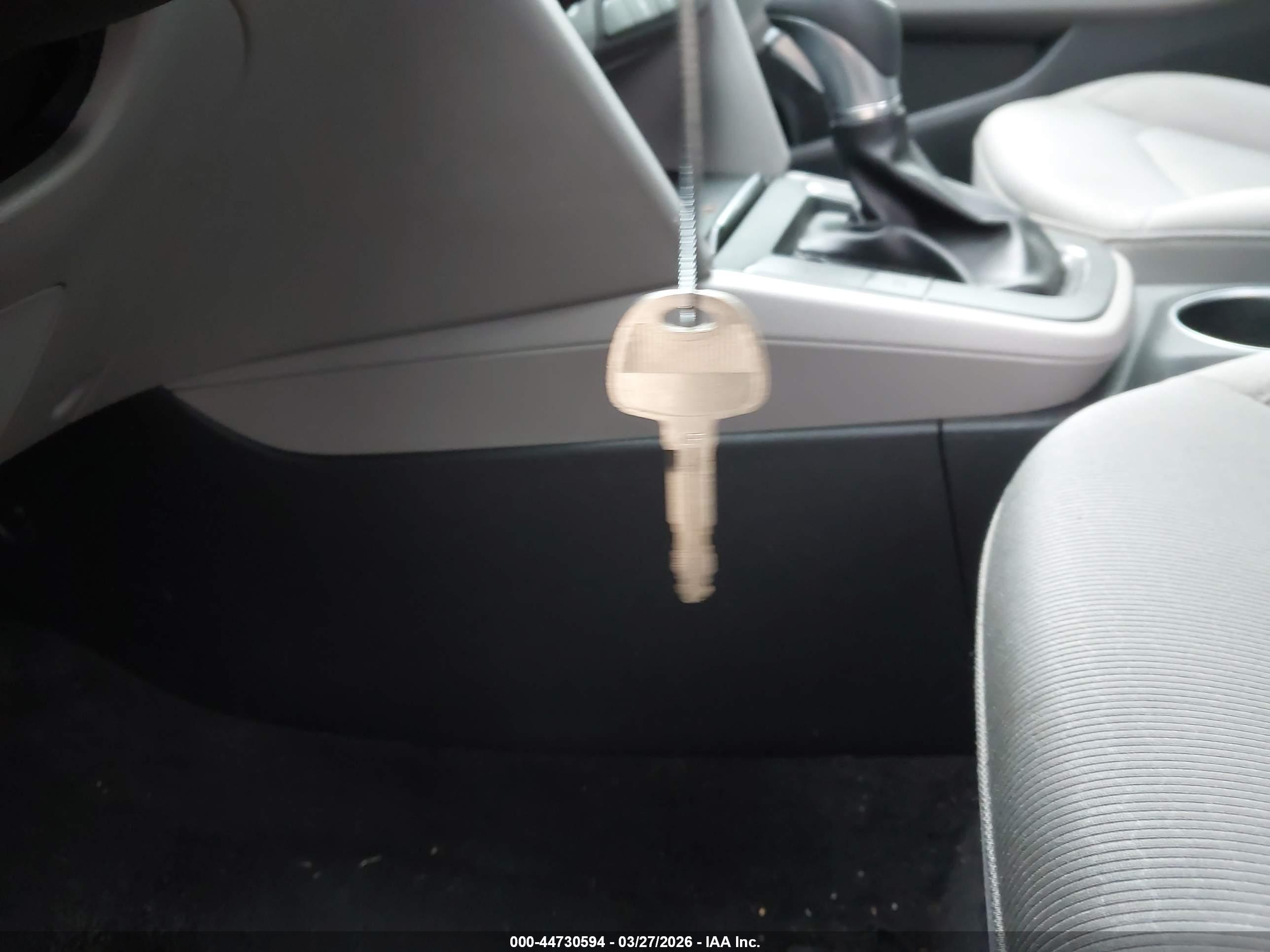 HYUNDAI ELANTRA image 11
