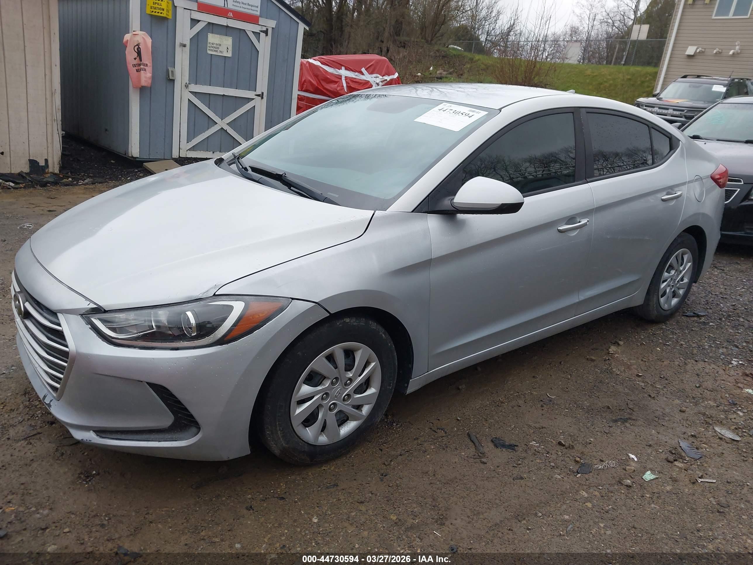 HYUNDAI ELANTRA image 2
