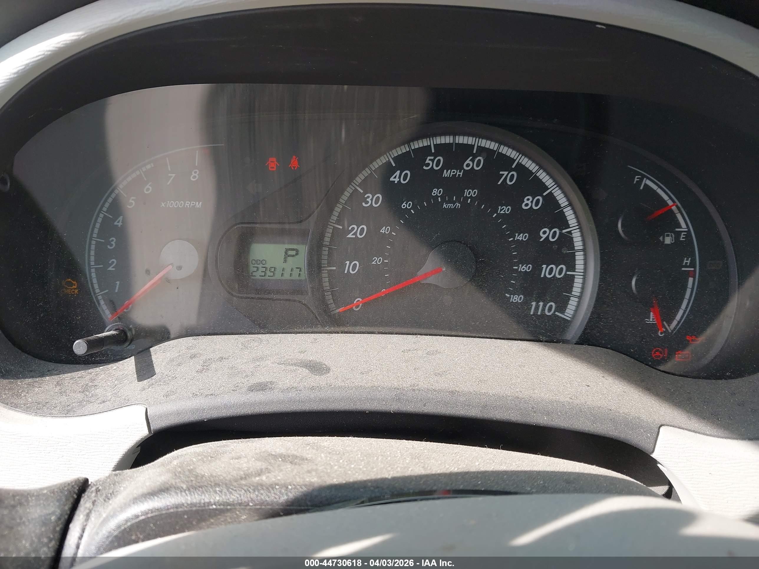 TOYOTA SIENNA image 7