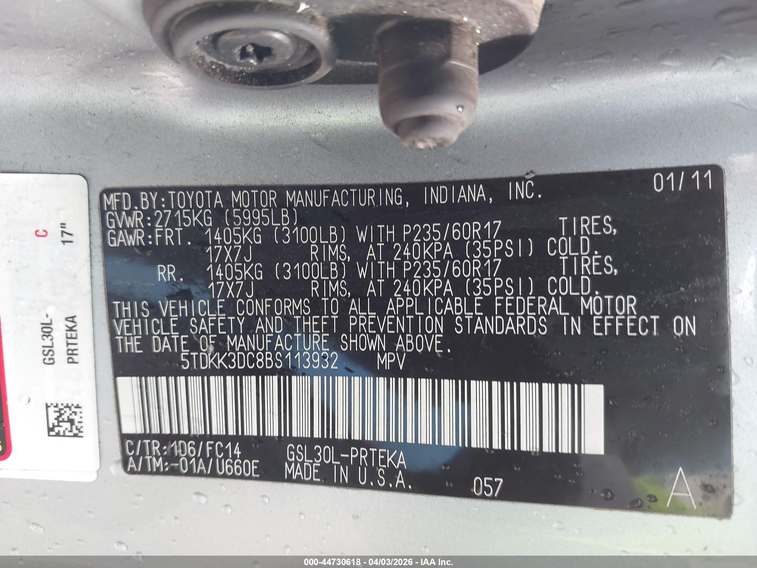TOYOTA SIENNA image 9