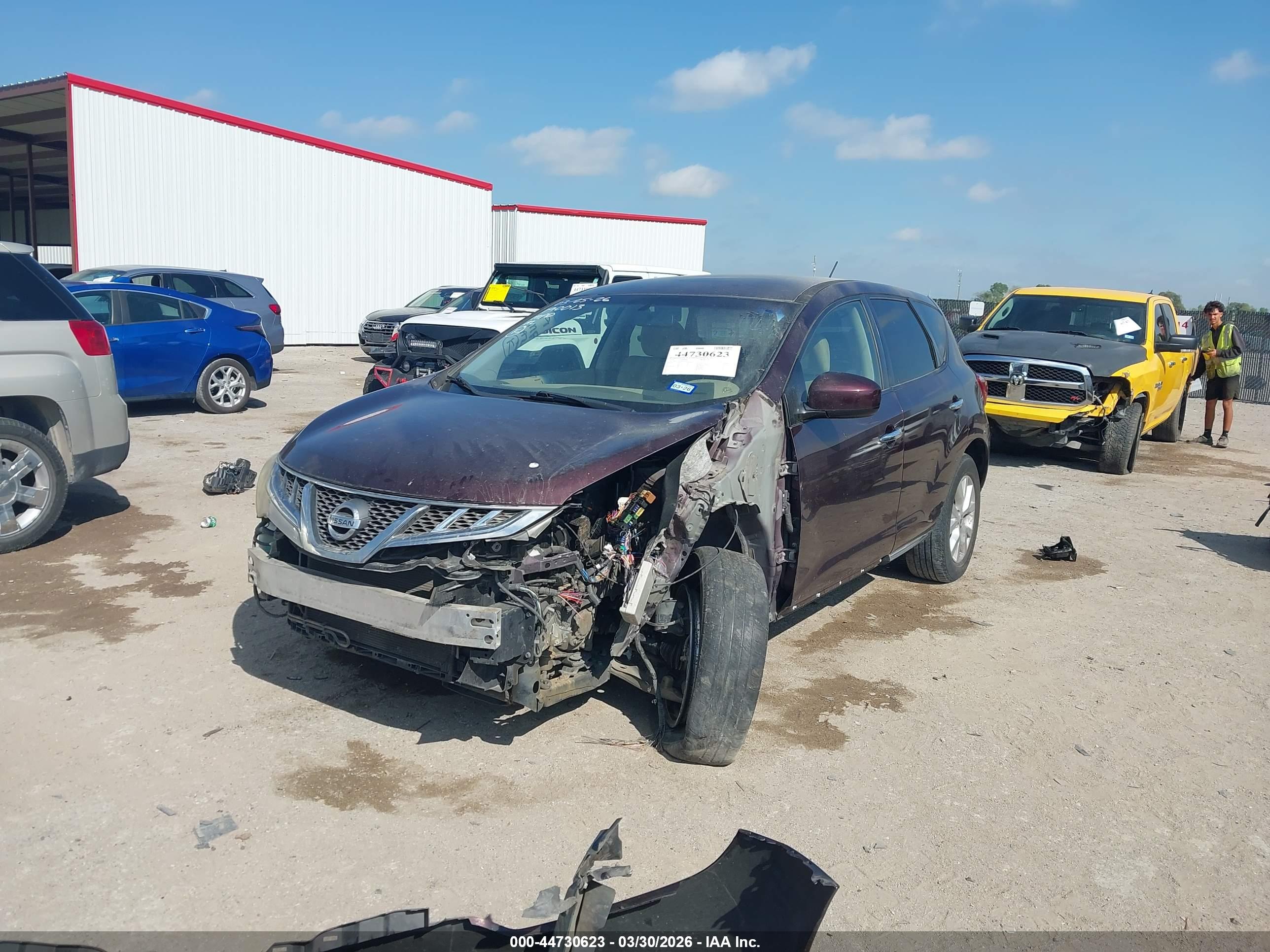 NISSAN MURANO image 2