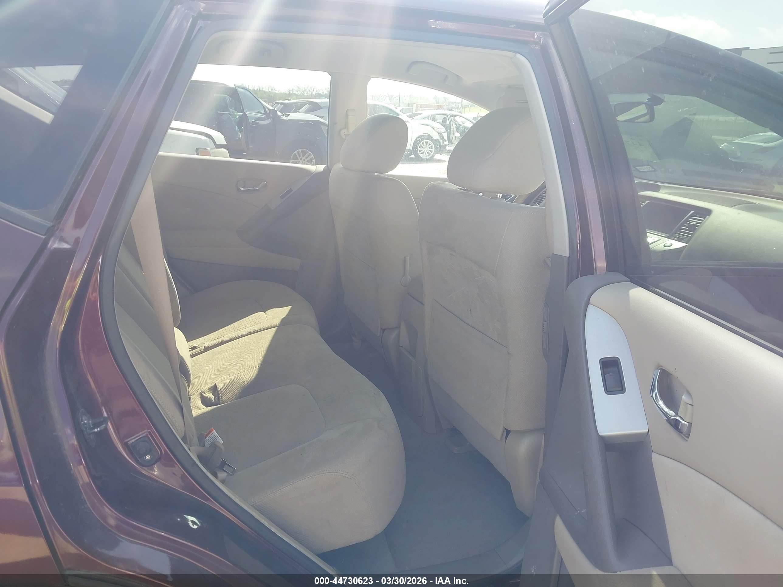 NISSAN MURANO image 8