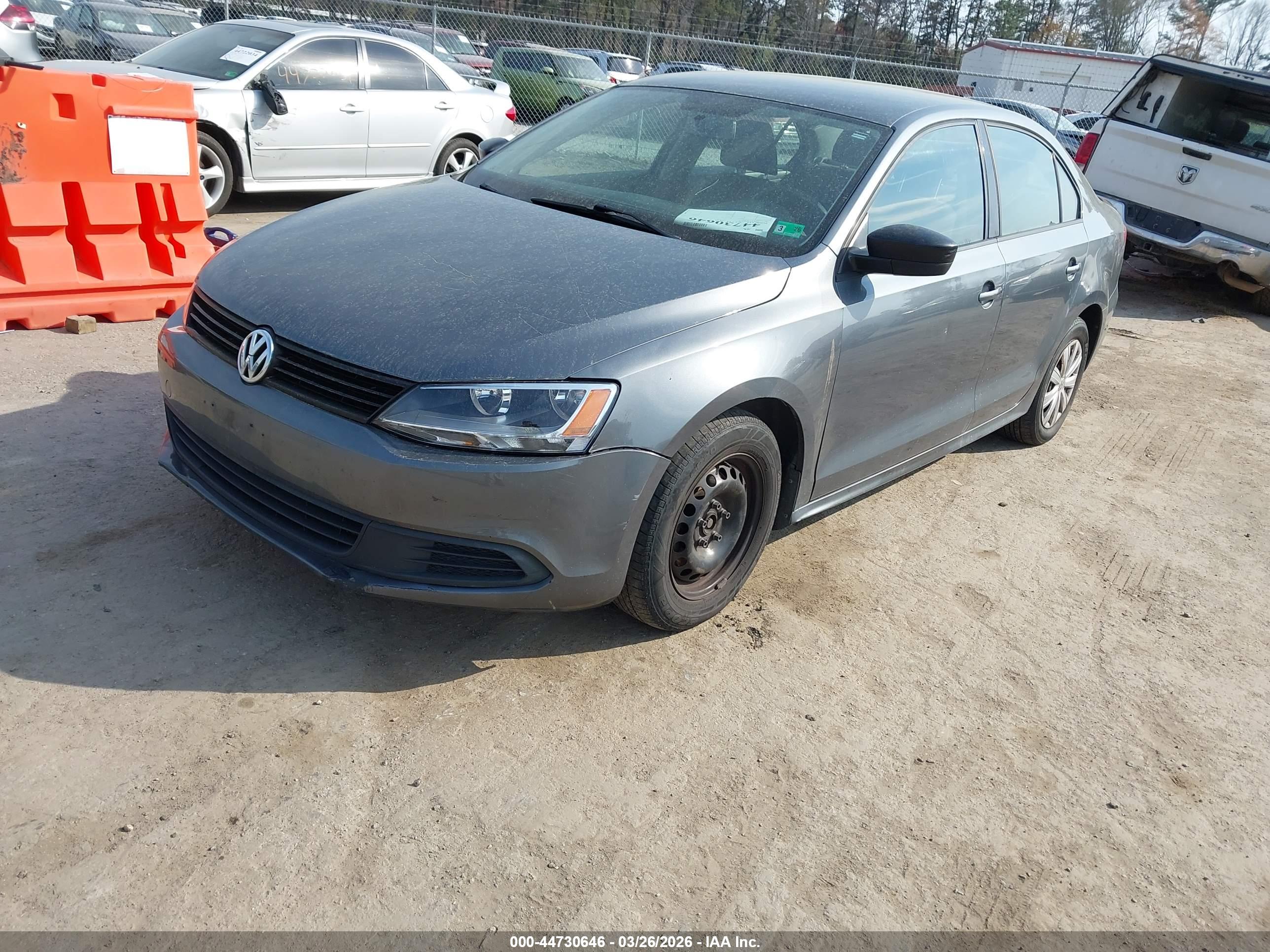 VOLKSWAGEN JETTA image 2