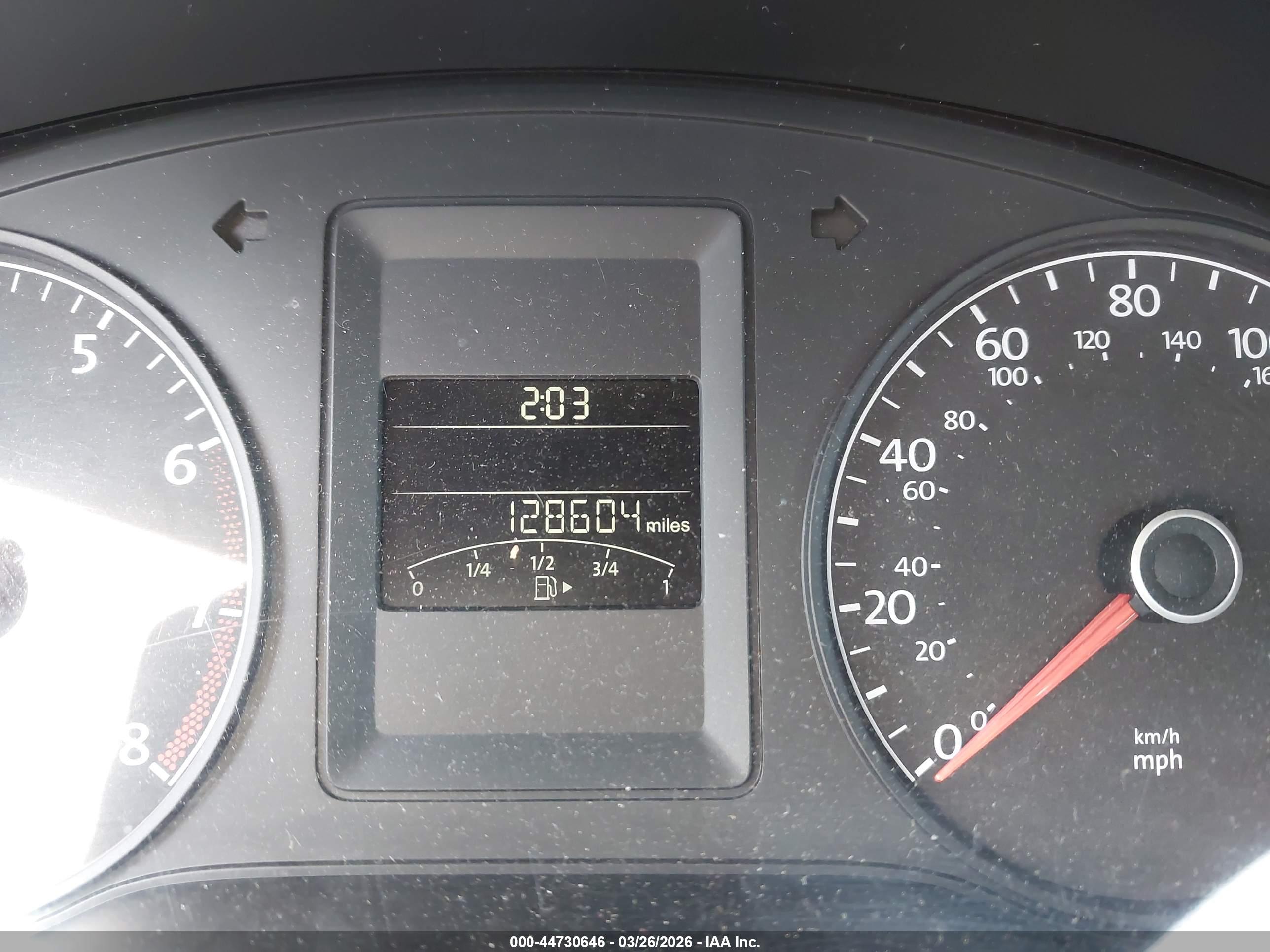 VOLKSWAGEN JETTA image 7
