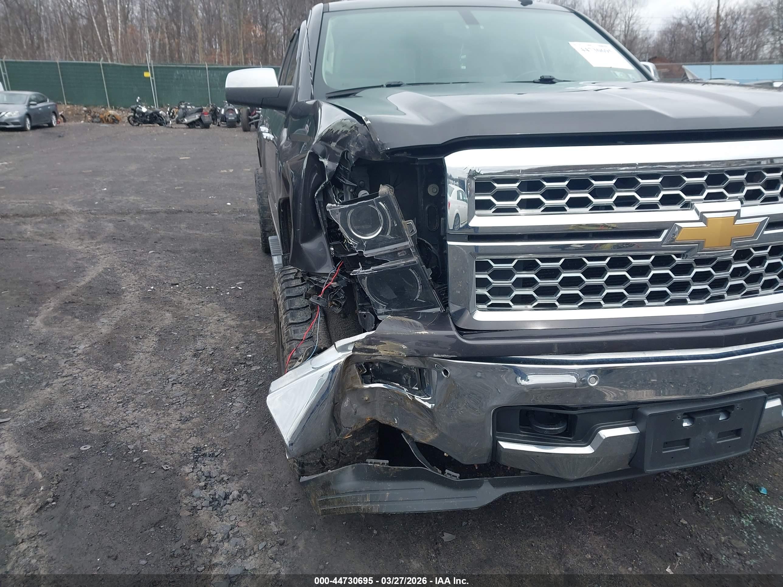 CHEVROLET SILVERADO image 6