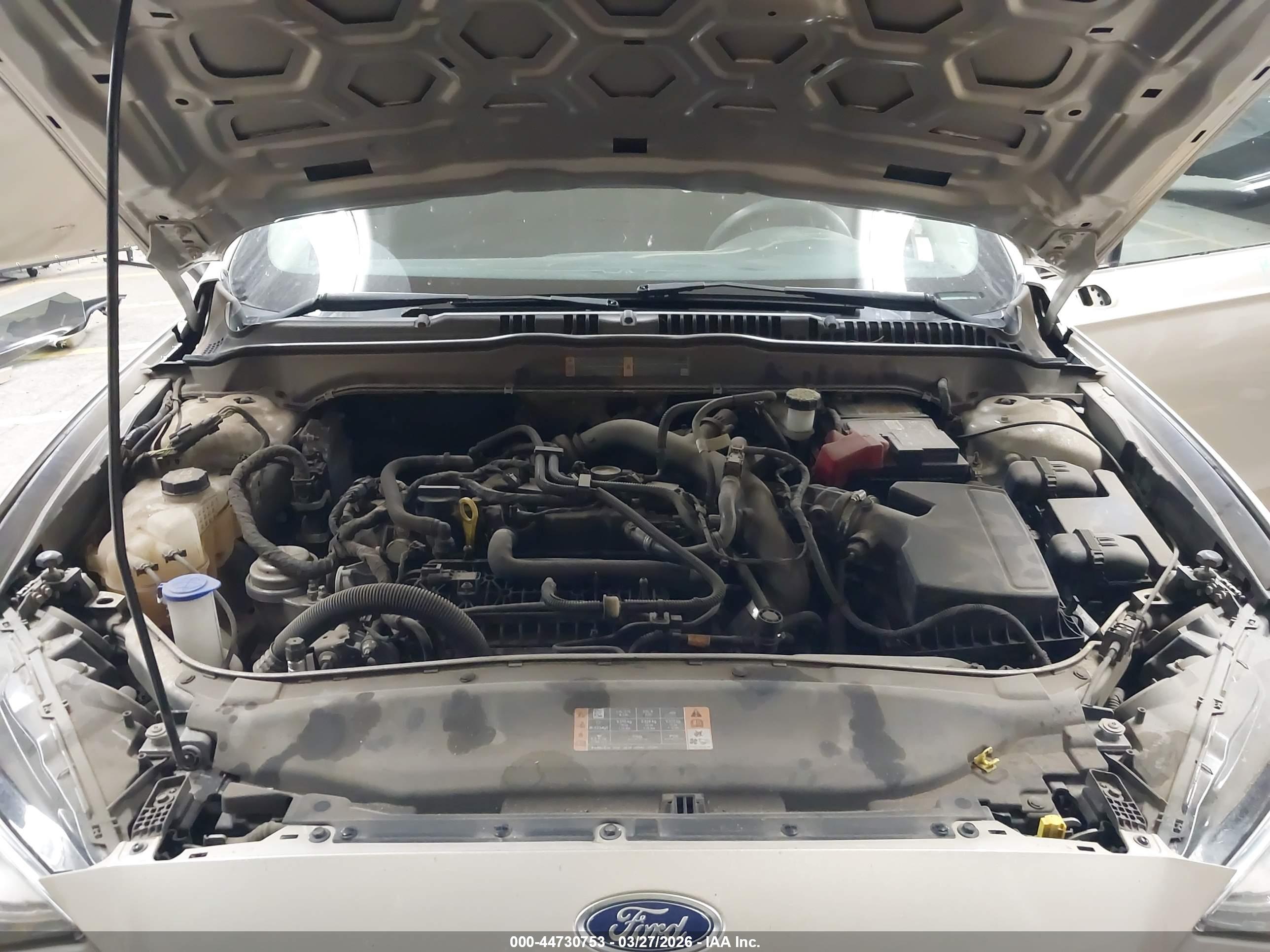 FORD FUSION image 10