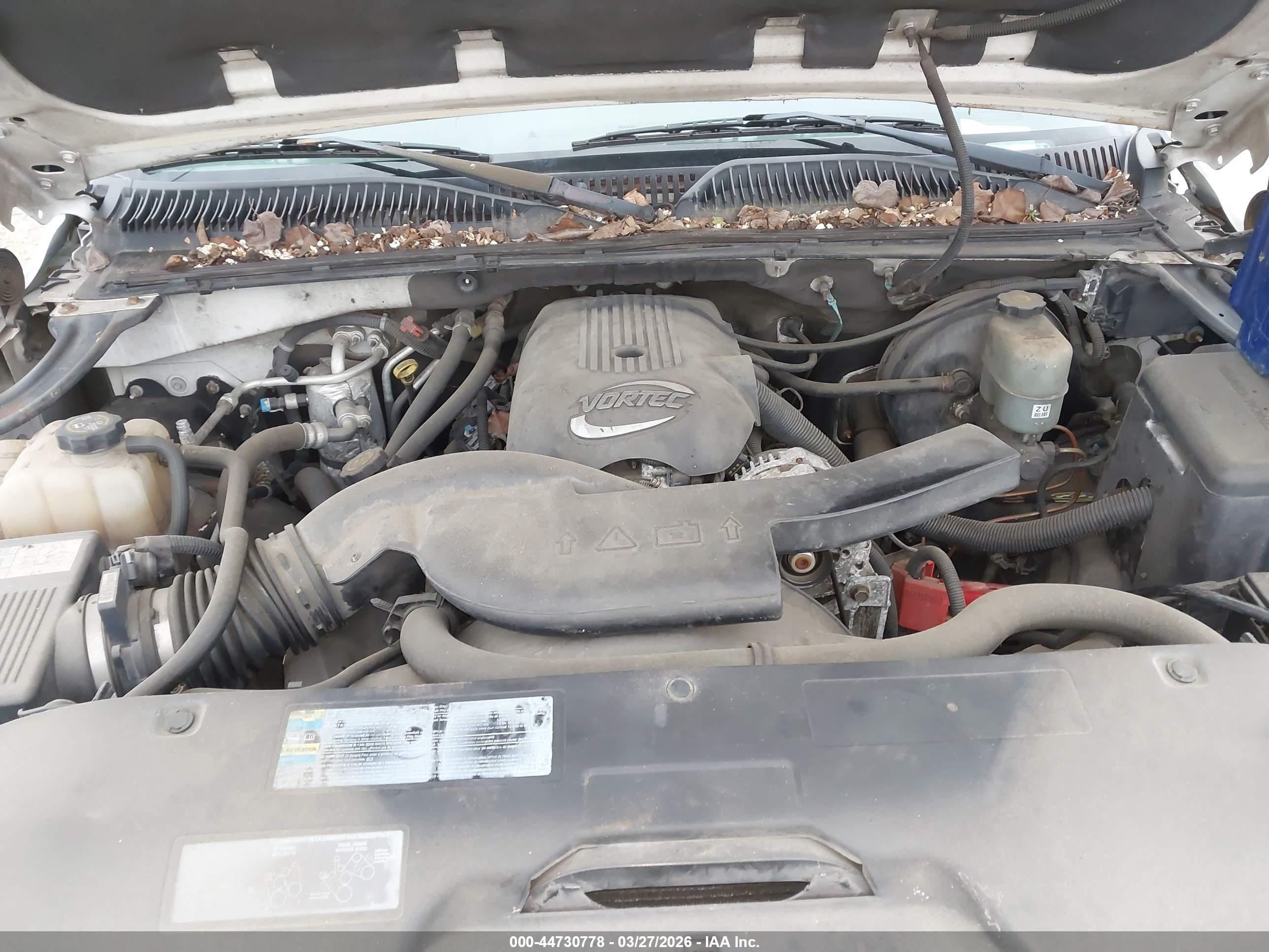 CHEVROLET TAHOE image 10