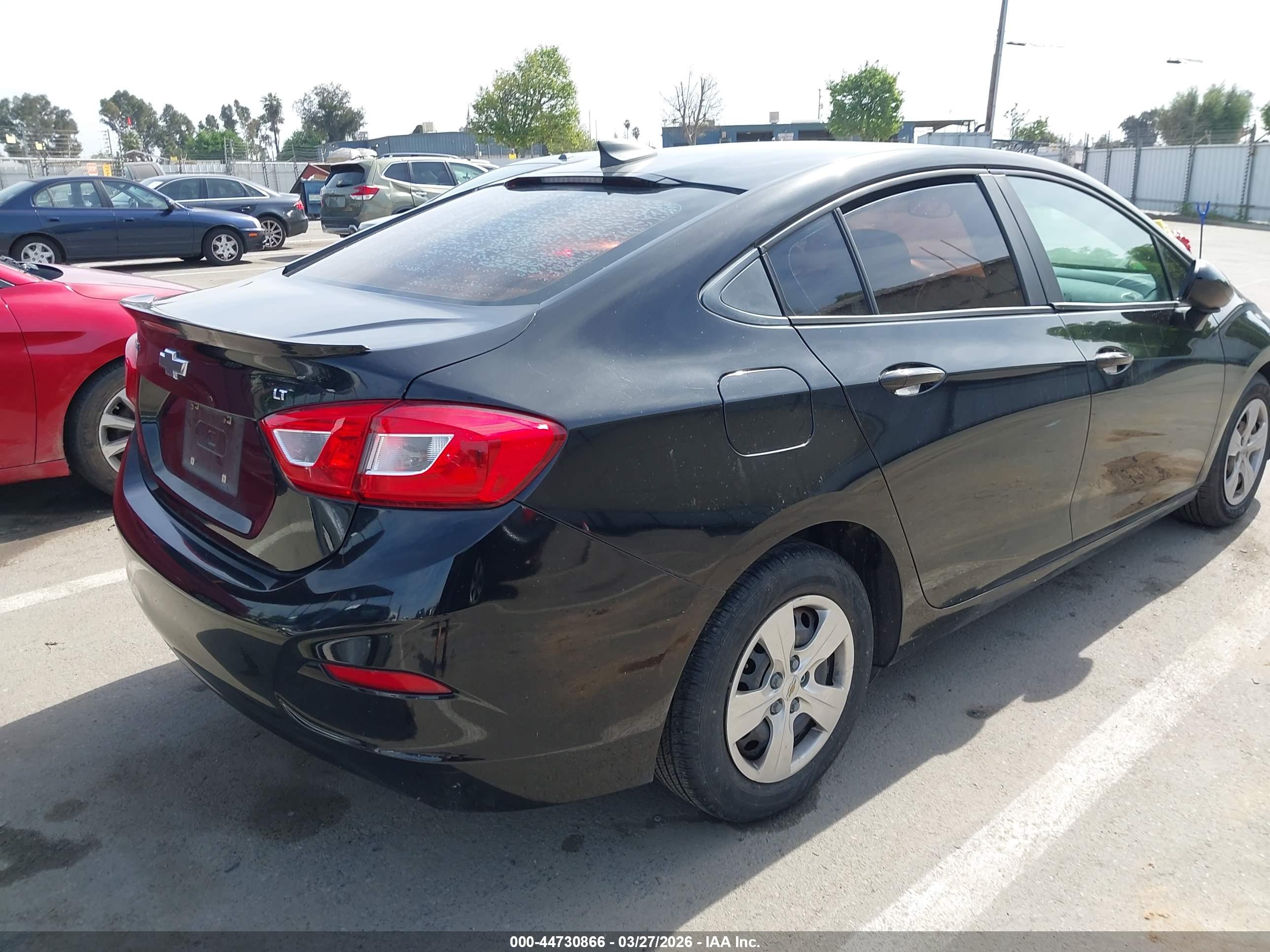 CHEVROLET CRUZE image 4