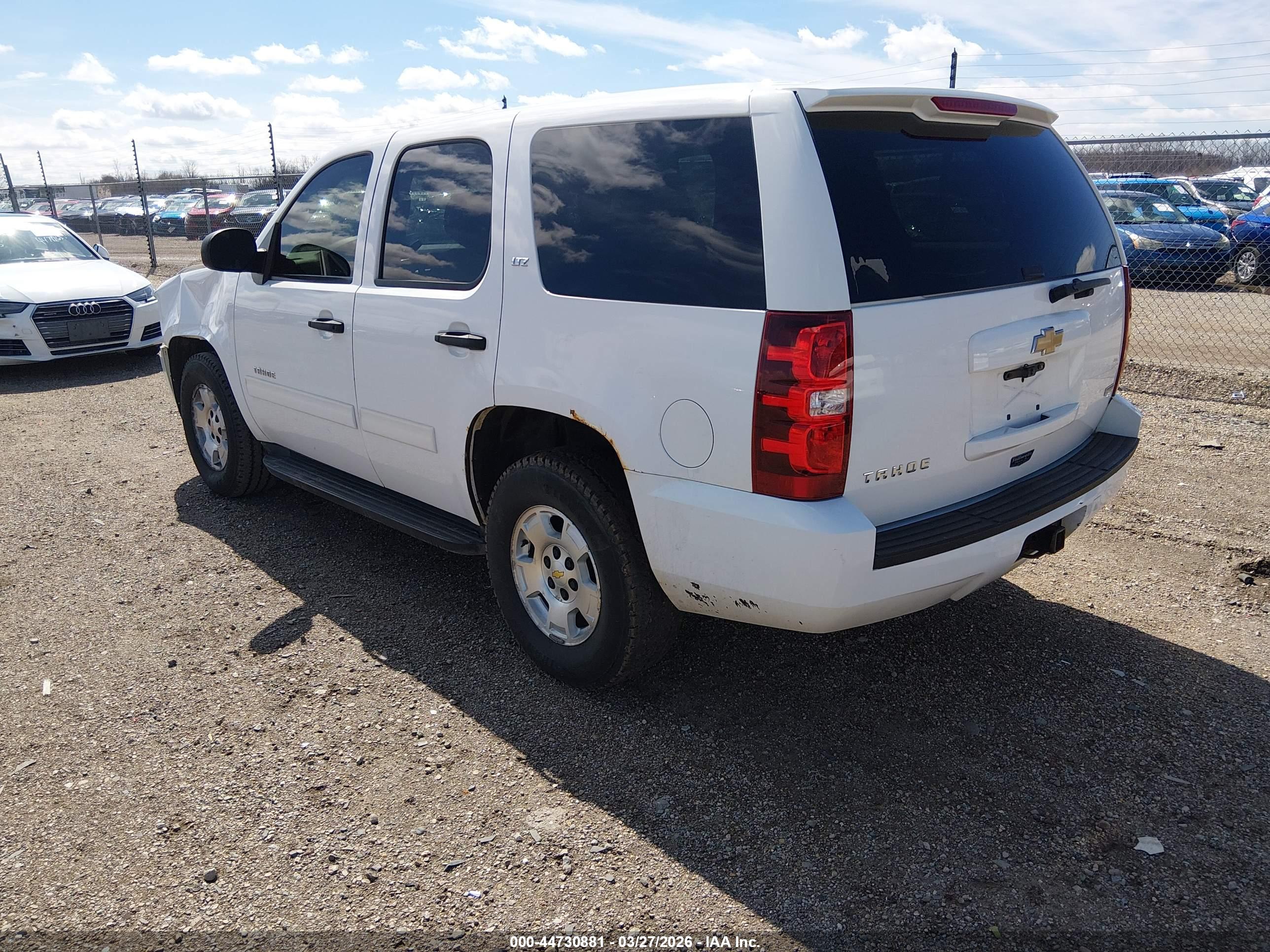 CHEVROLET TAHOE image 3