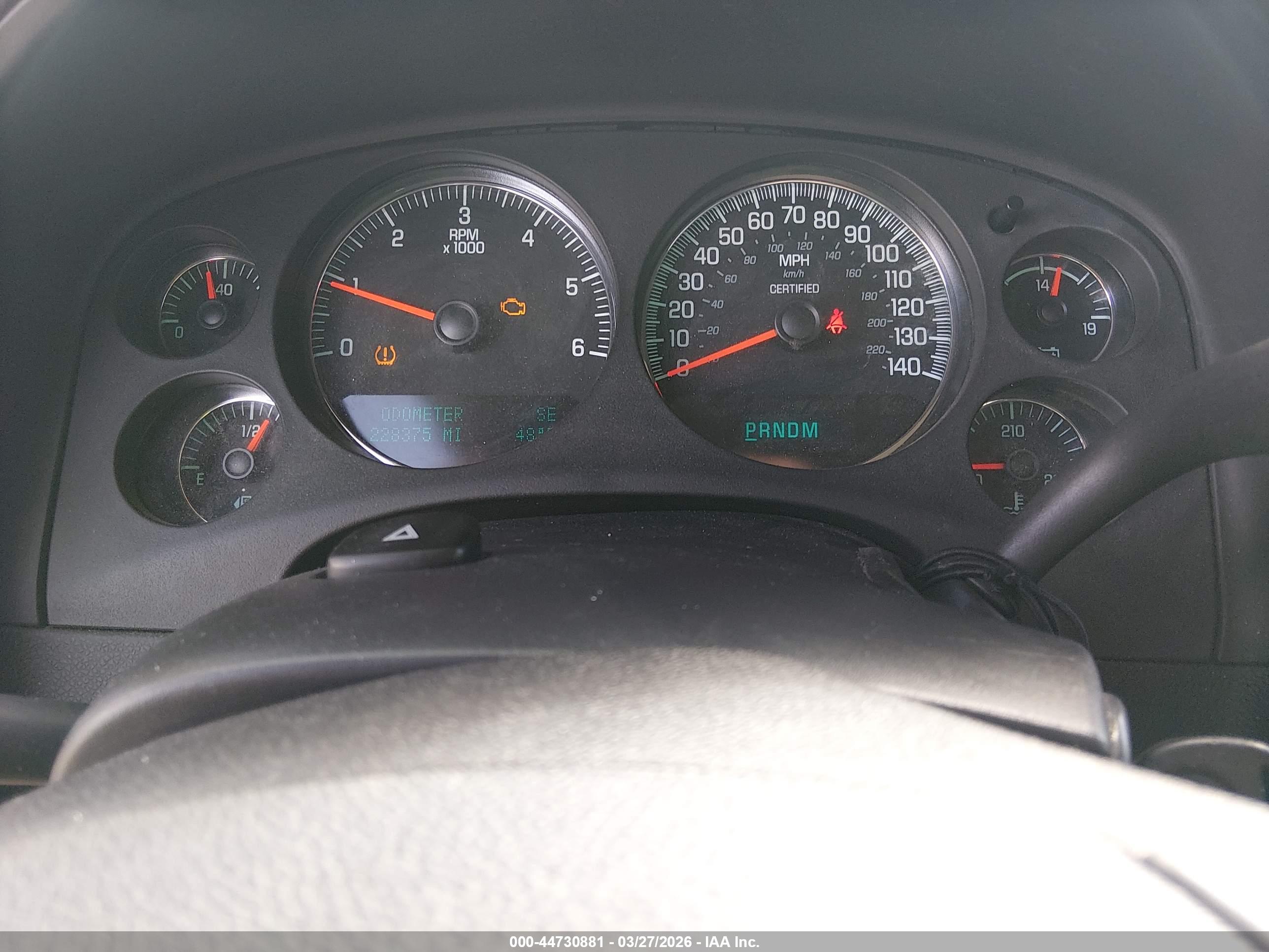 CHEVROLET TAHOE image 7