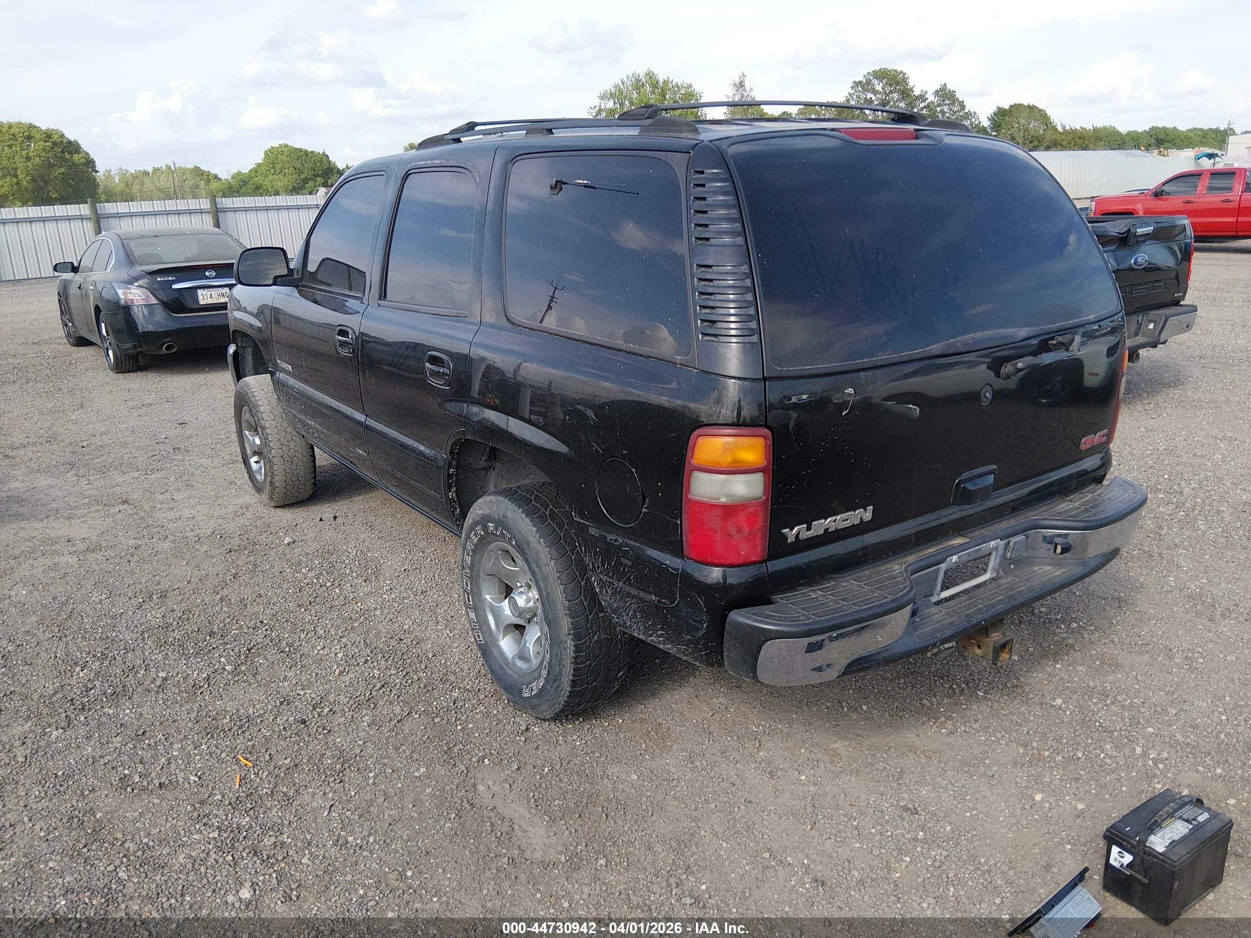 GMC YUKON image 3