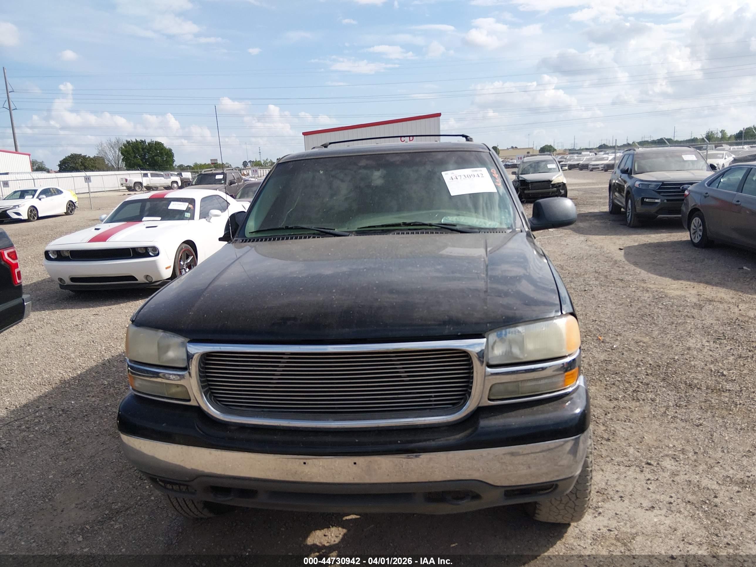 GMC YUKON image 6