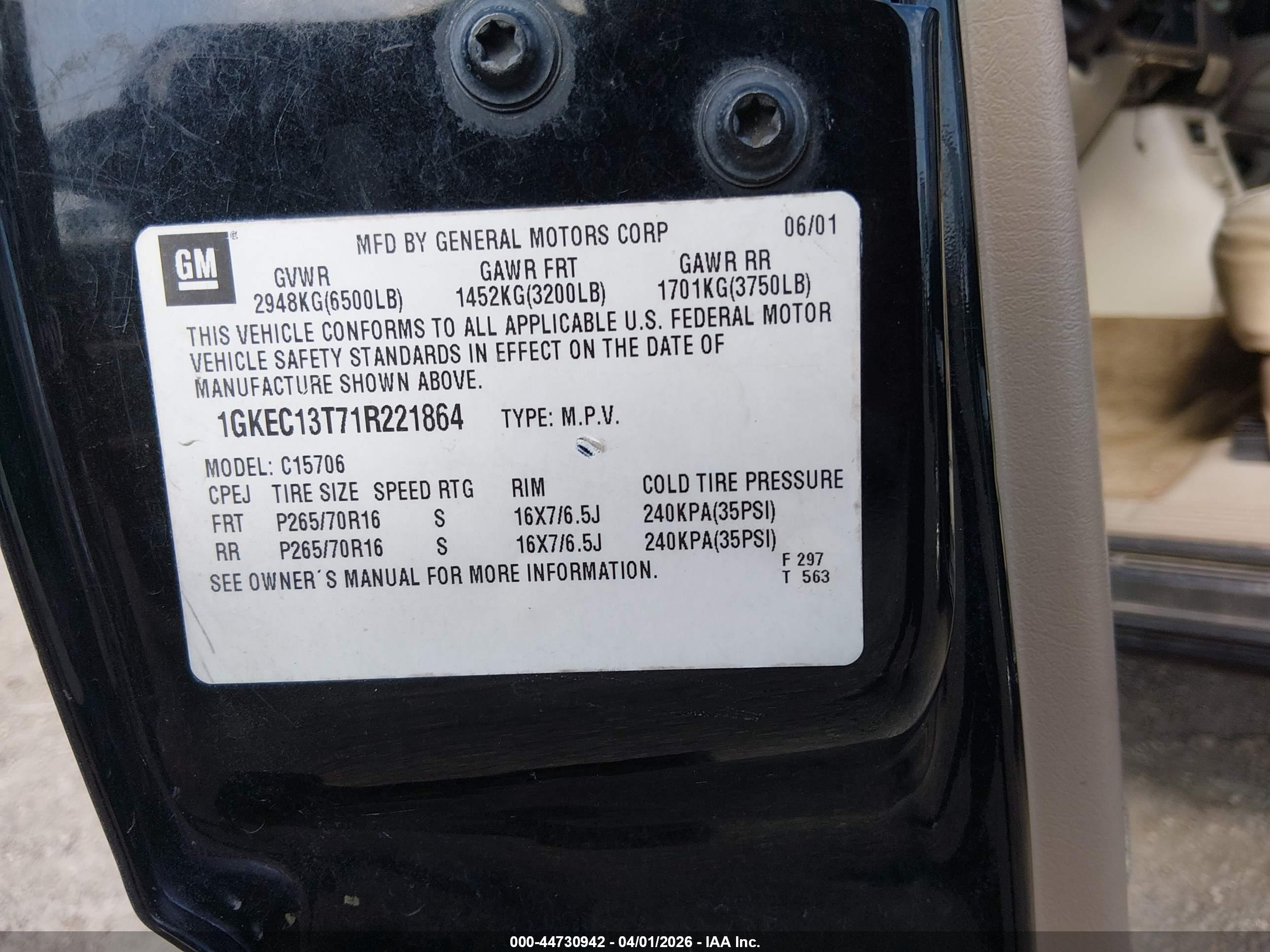 GMC YUKON image 9