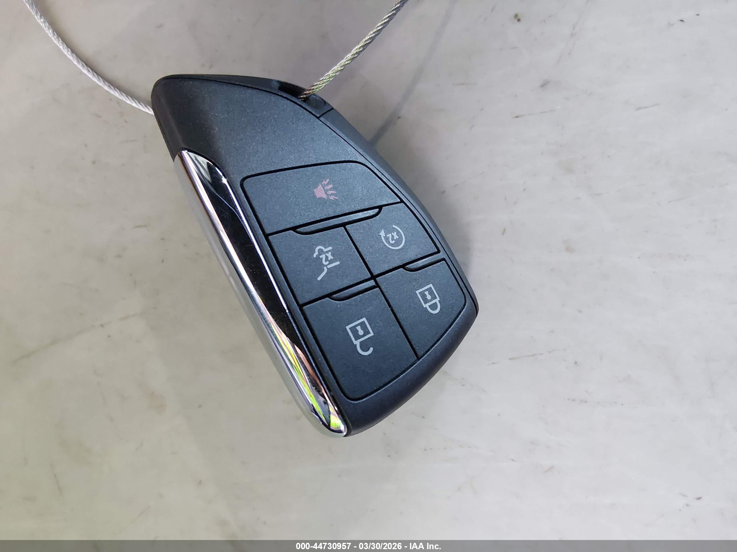 CHEVROLET EQUINOX image 11