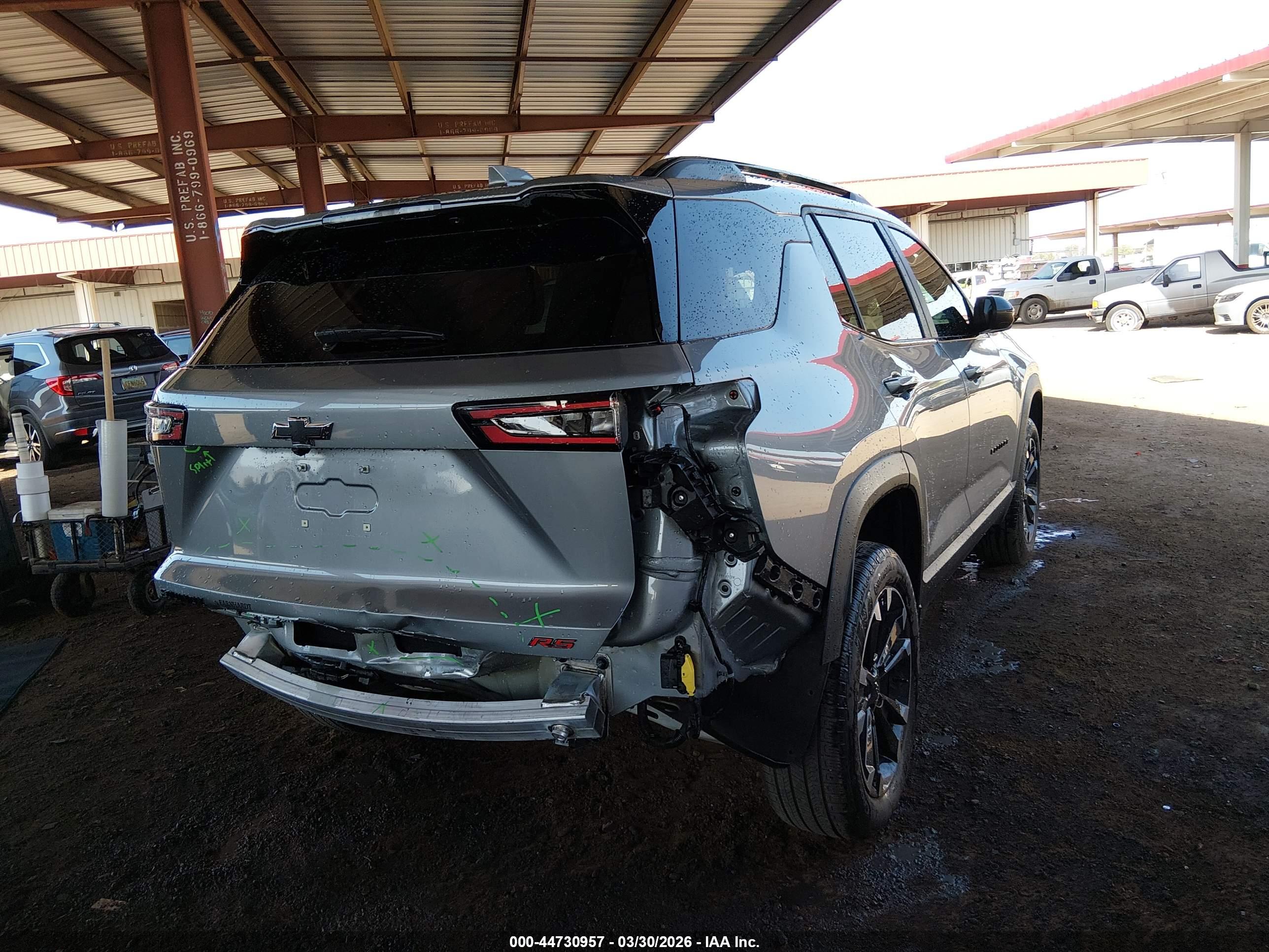 CHEVROLET EQUINOX image 4
