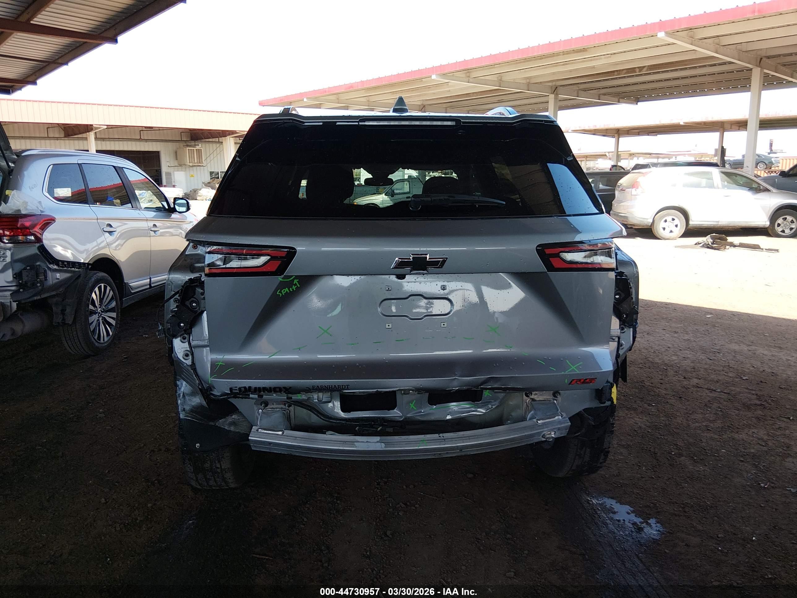 CHEVROLET EQUINOX image 6