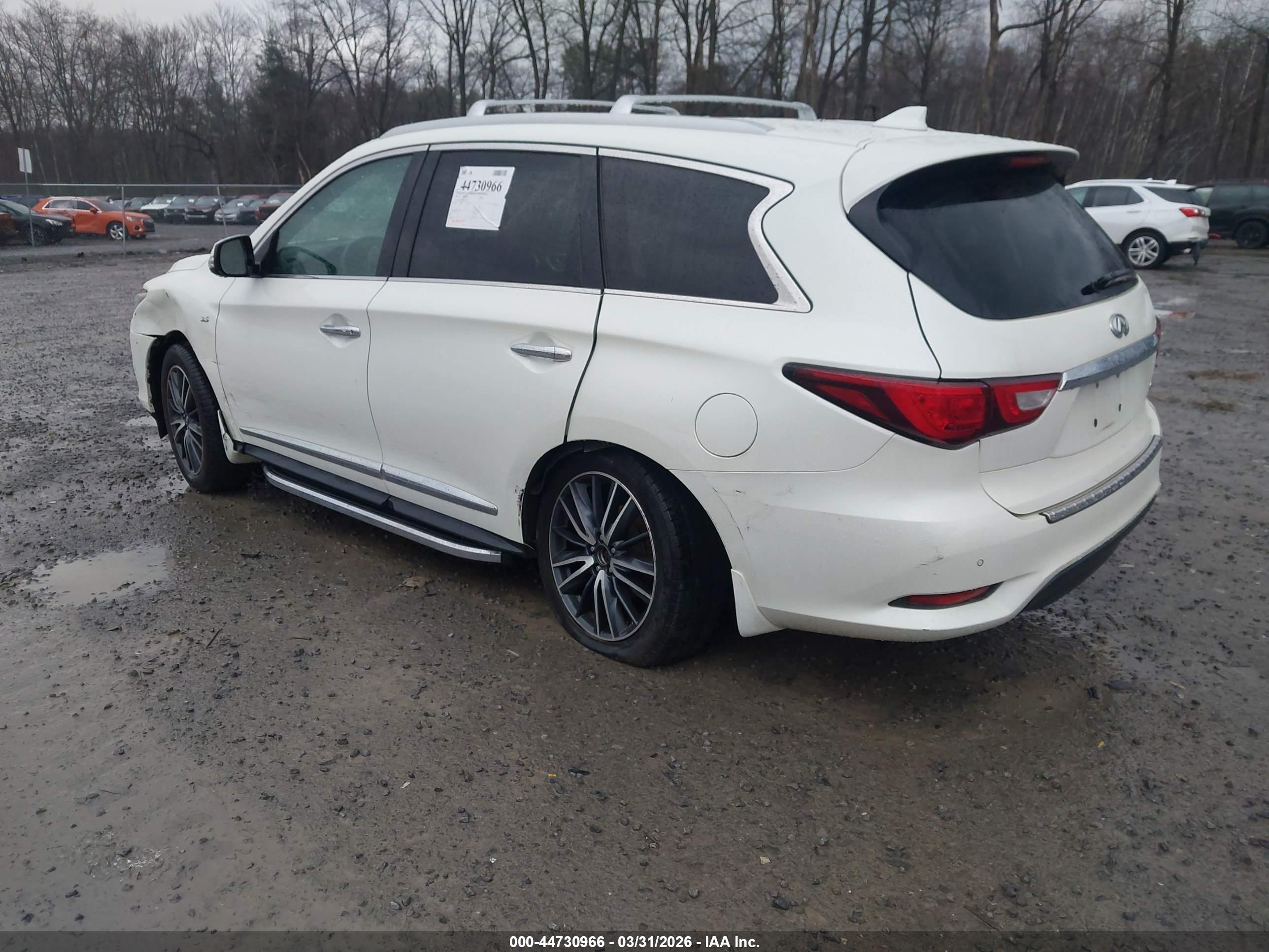 INFINITI QX60 image 3