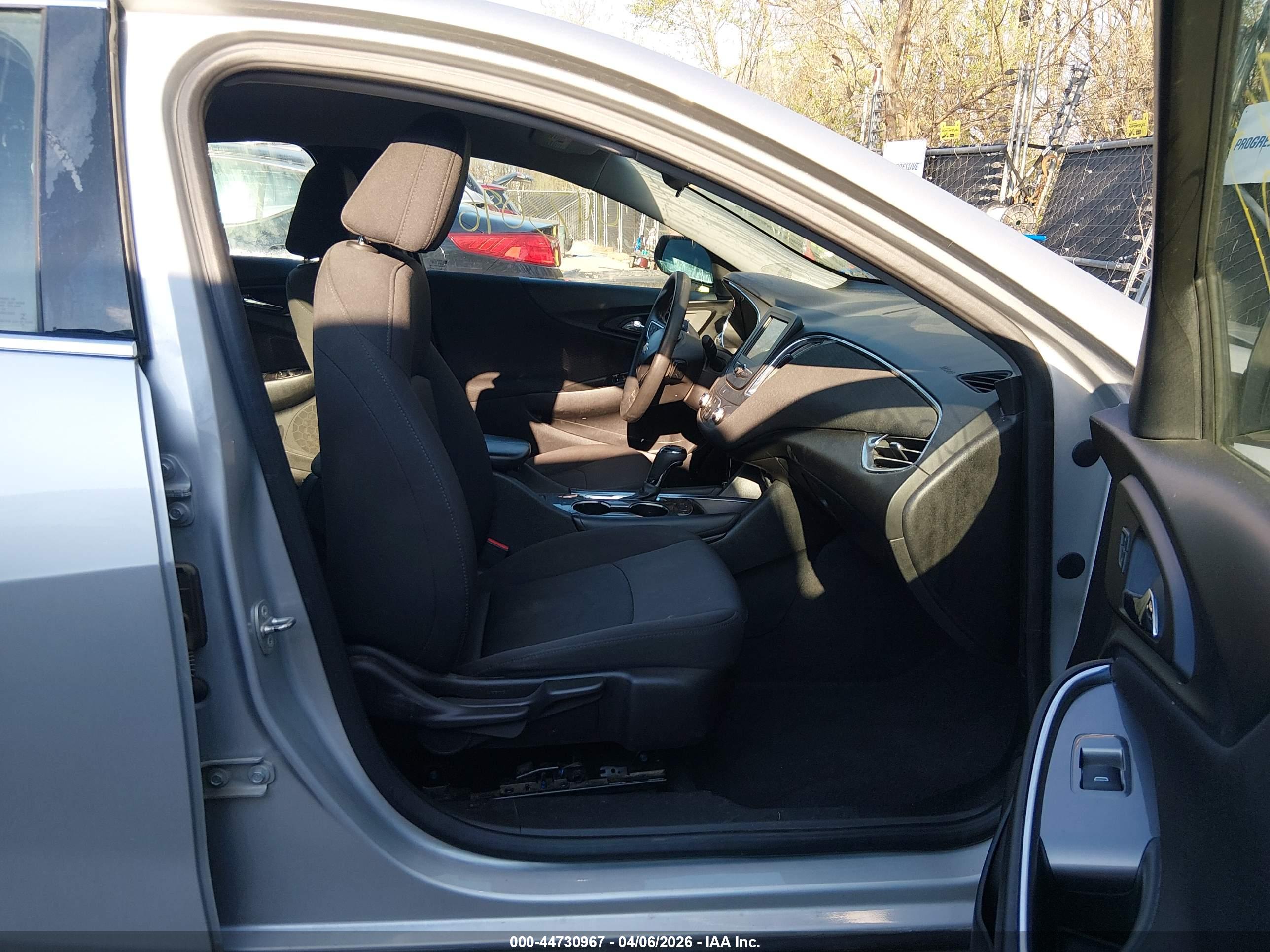 CHEVROLET MALIBU image 5