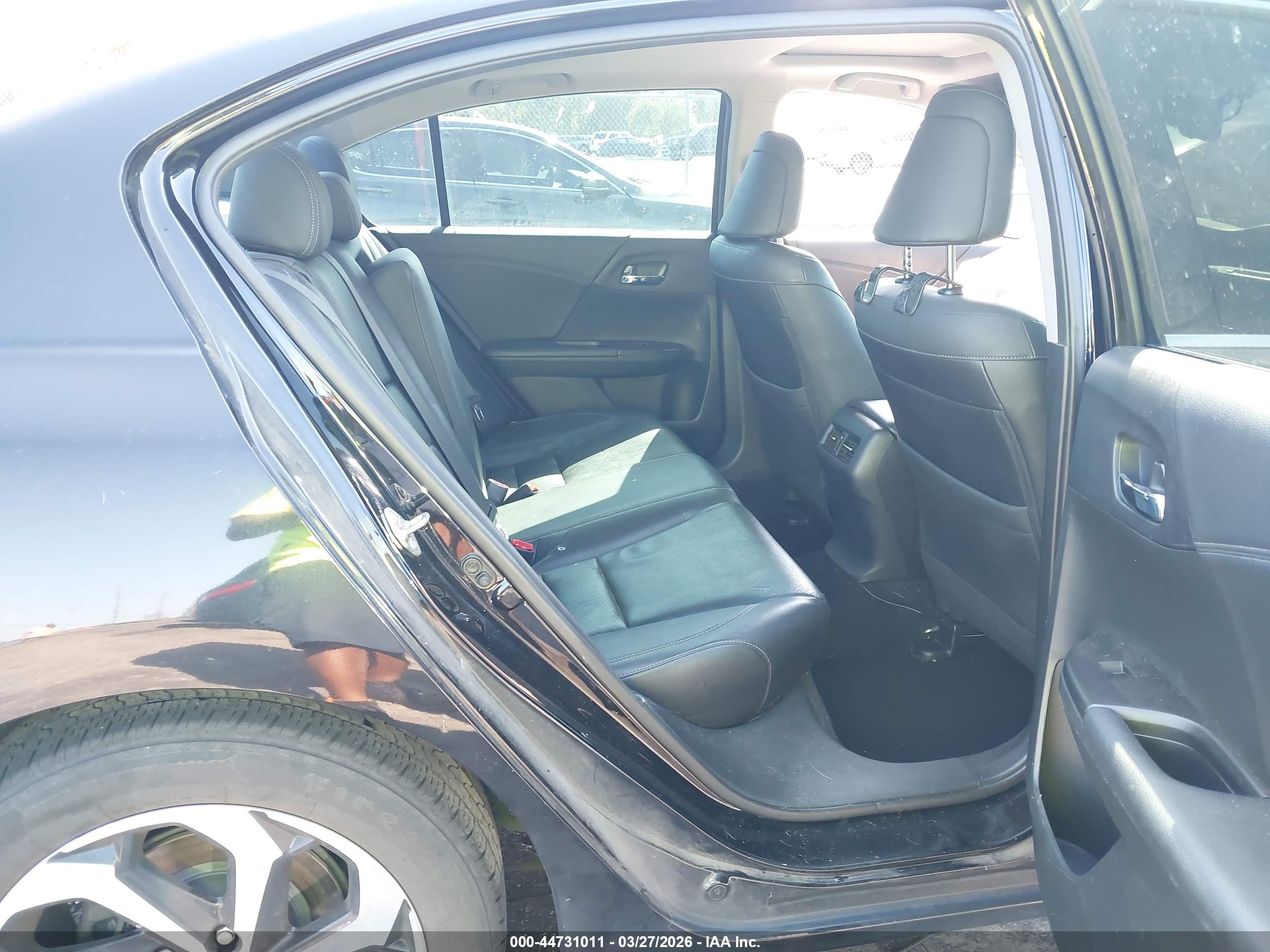 HONDA ACCORD image 8