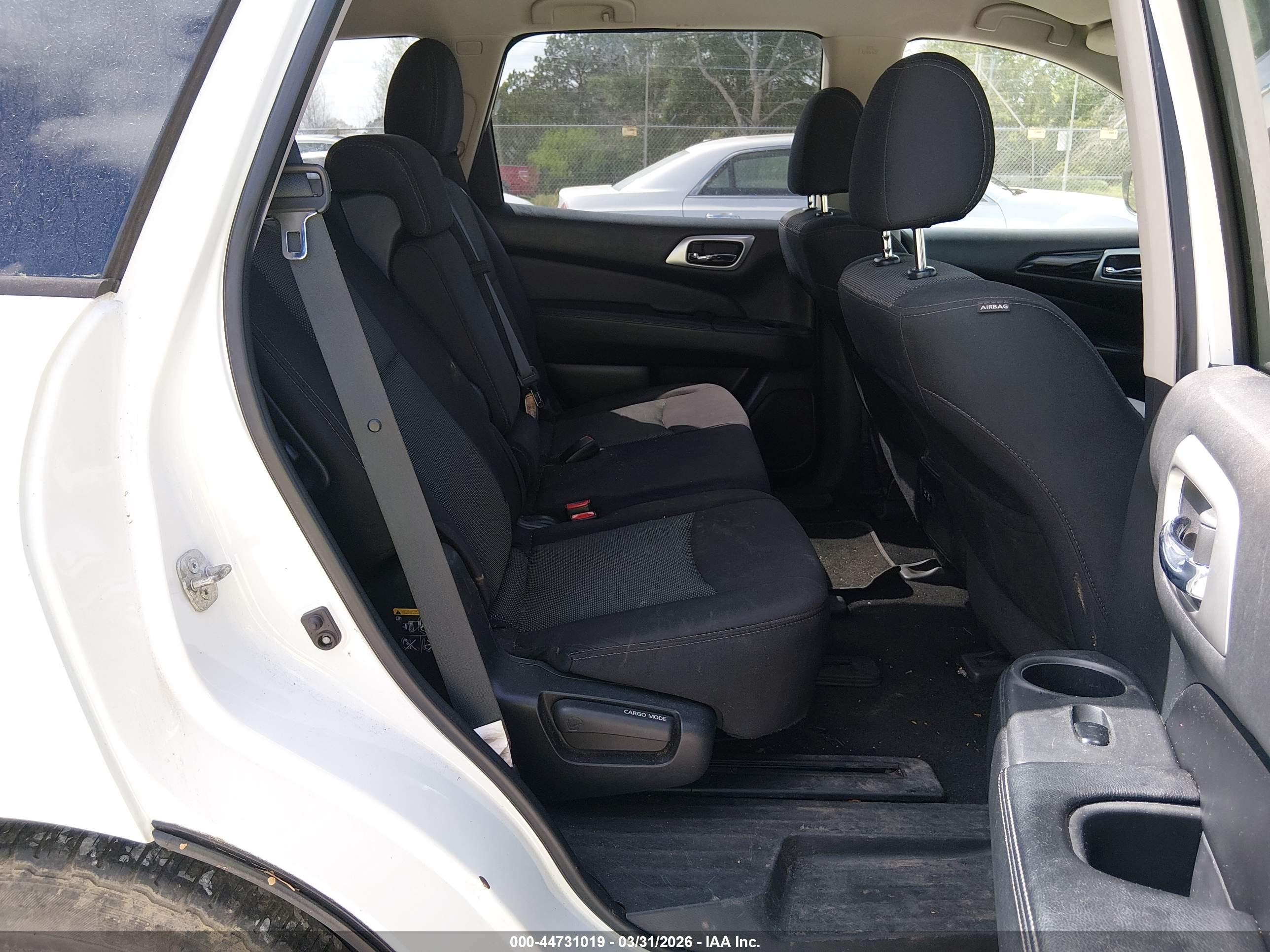 NISSAN PATHFINDER image 8