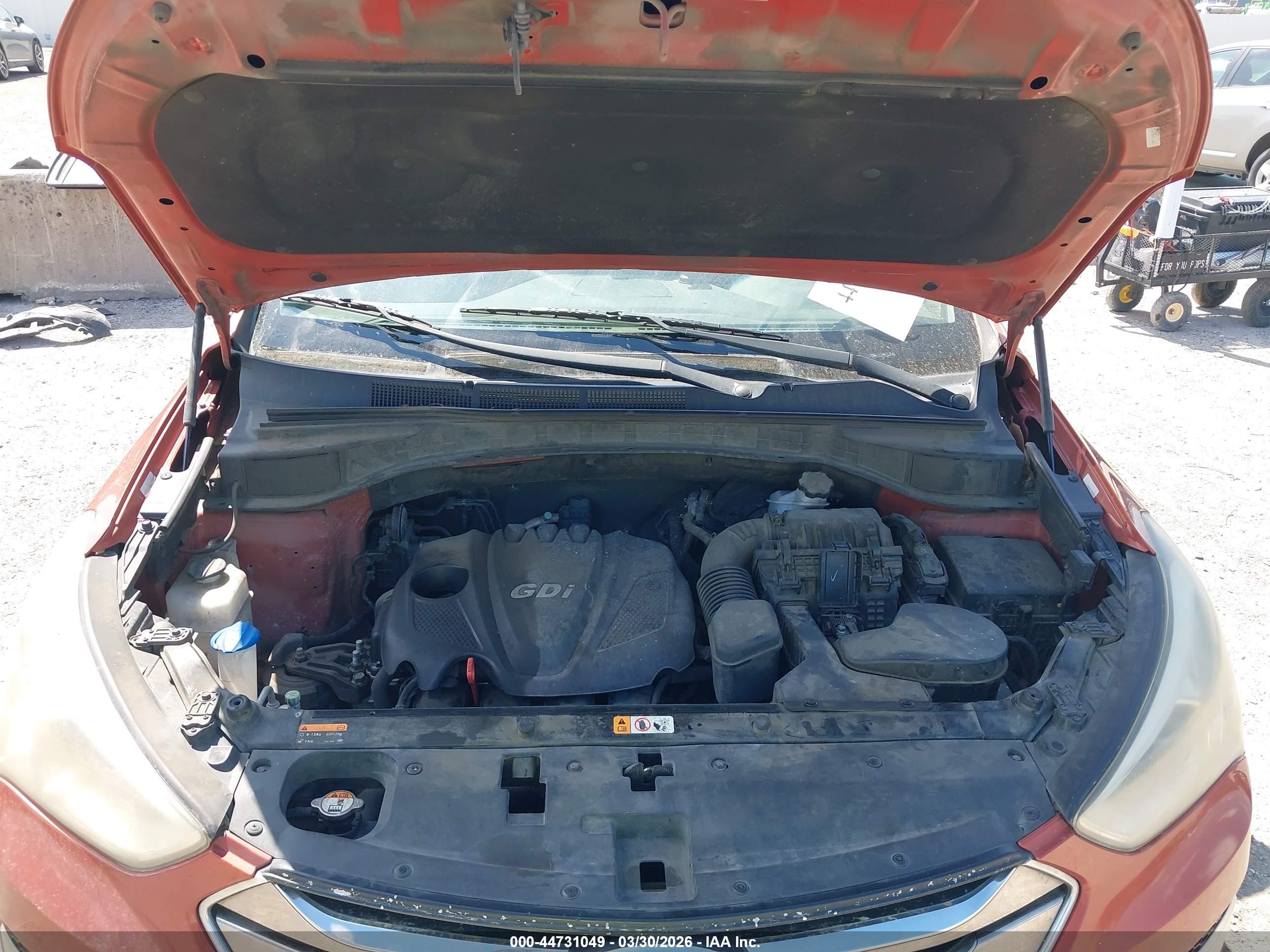HYUNDAI SANTA image 10