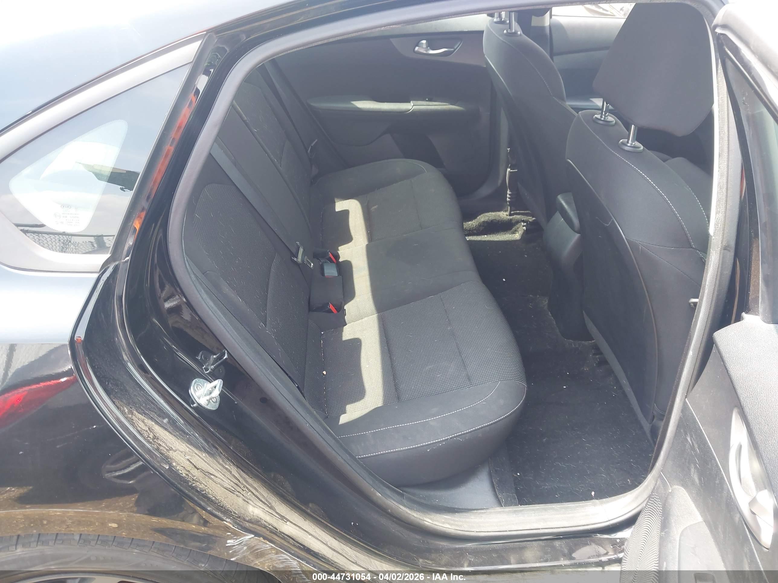 KIA FORTE image 8