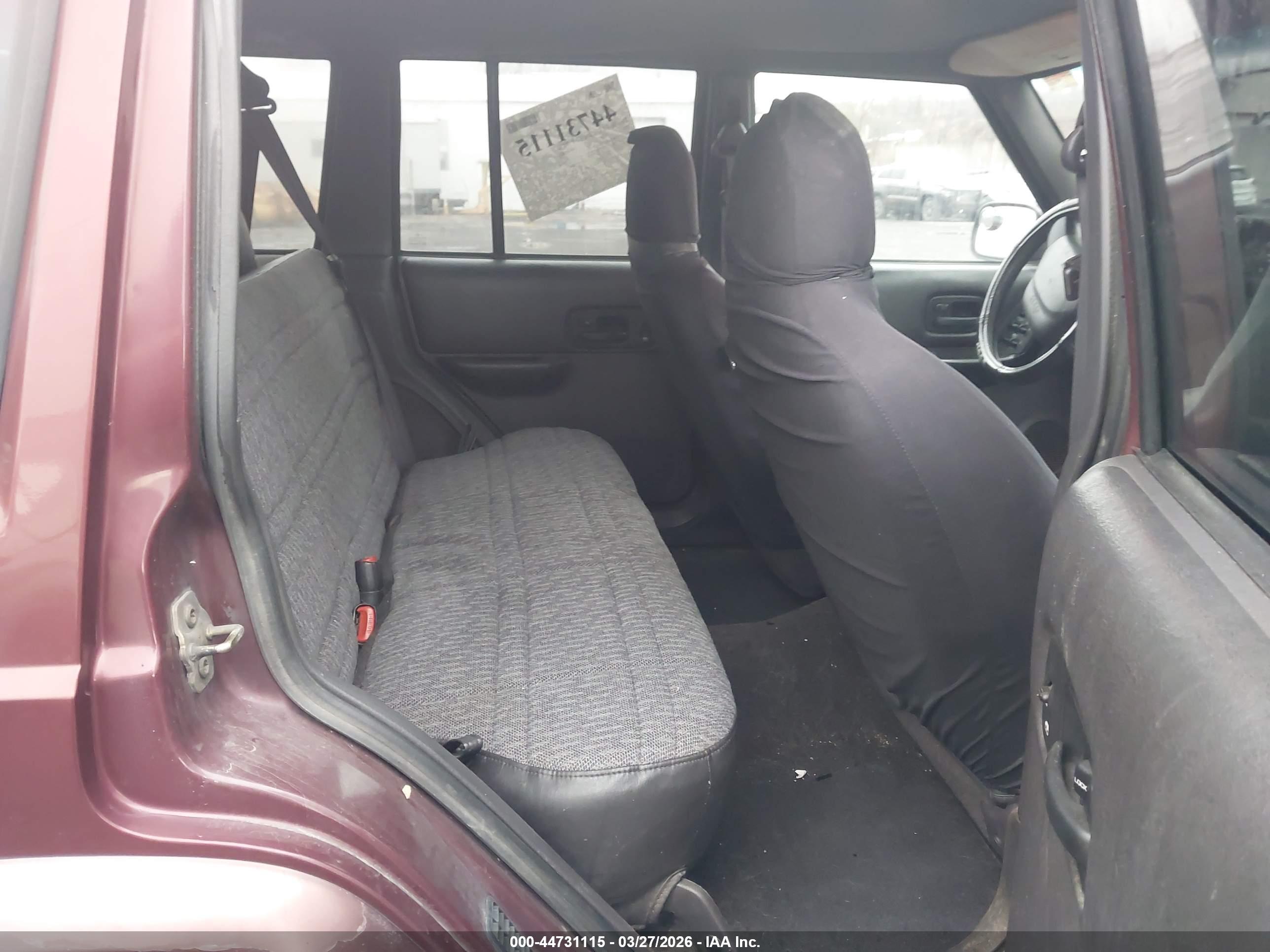 JEEP CHEROKEE image 8