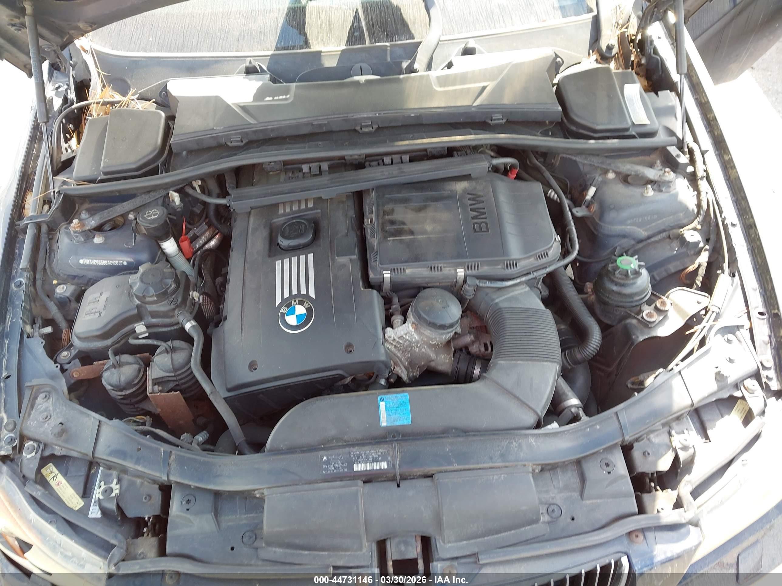 BMW 335XI image 10