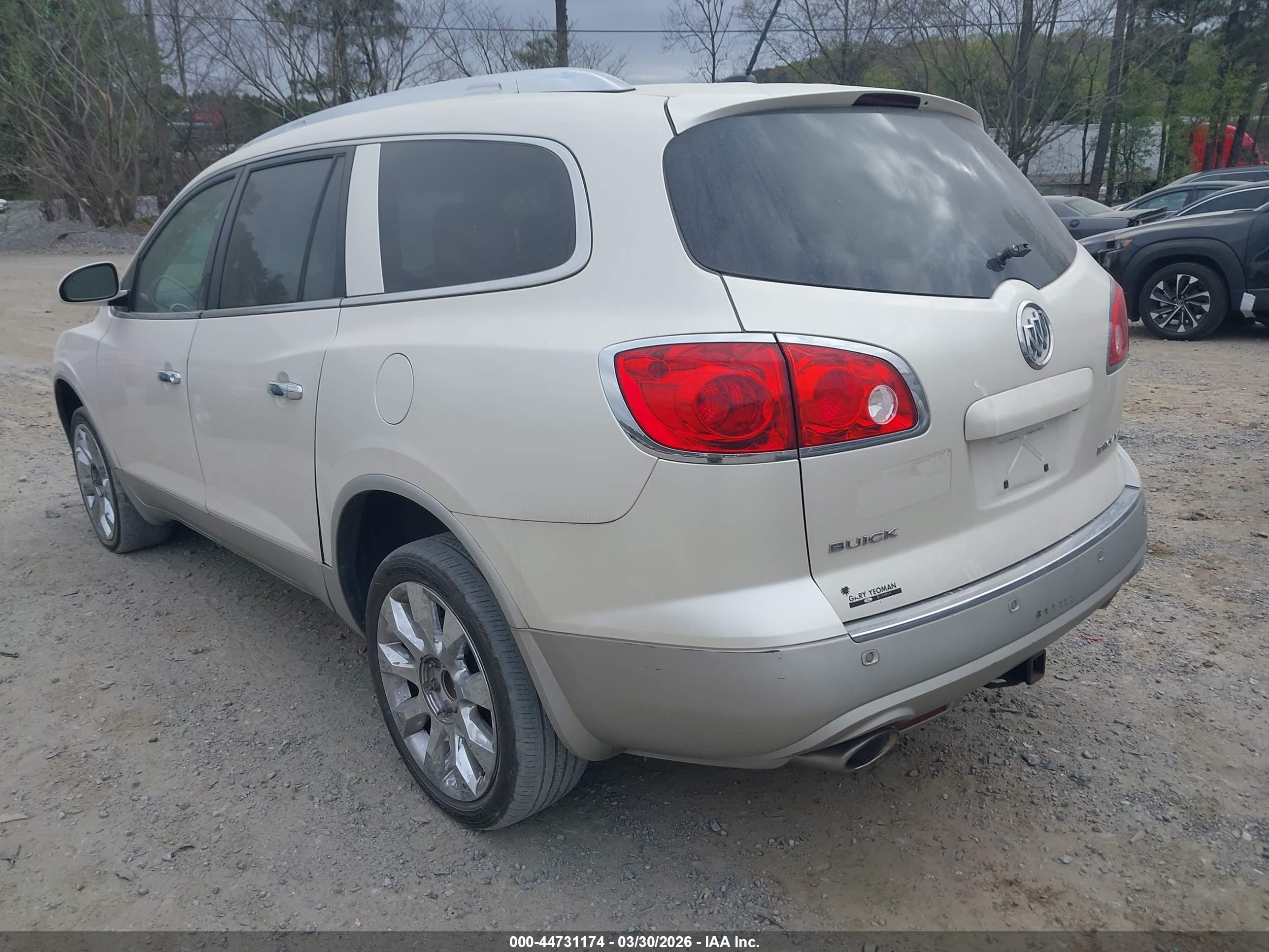 BUICK ENCLAVE image 3