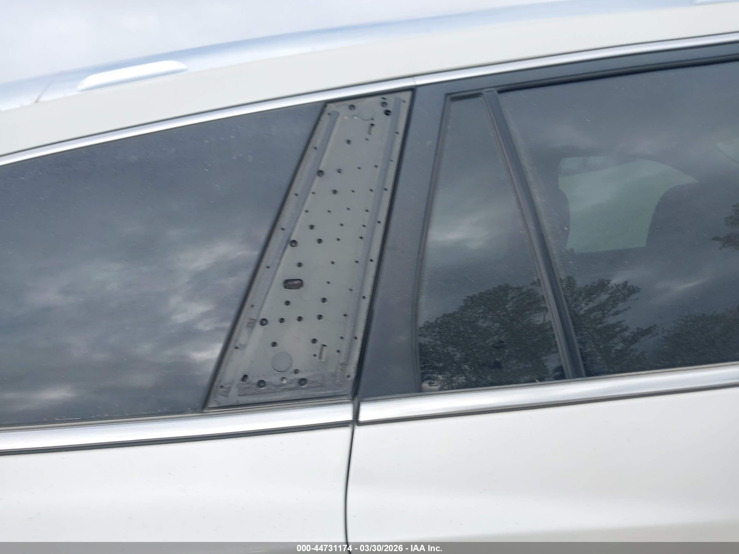BUICK ENCLAVE image 6