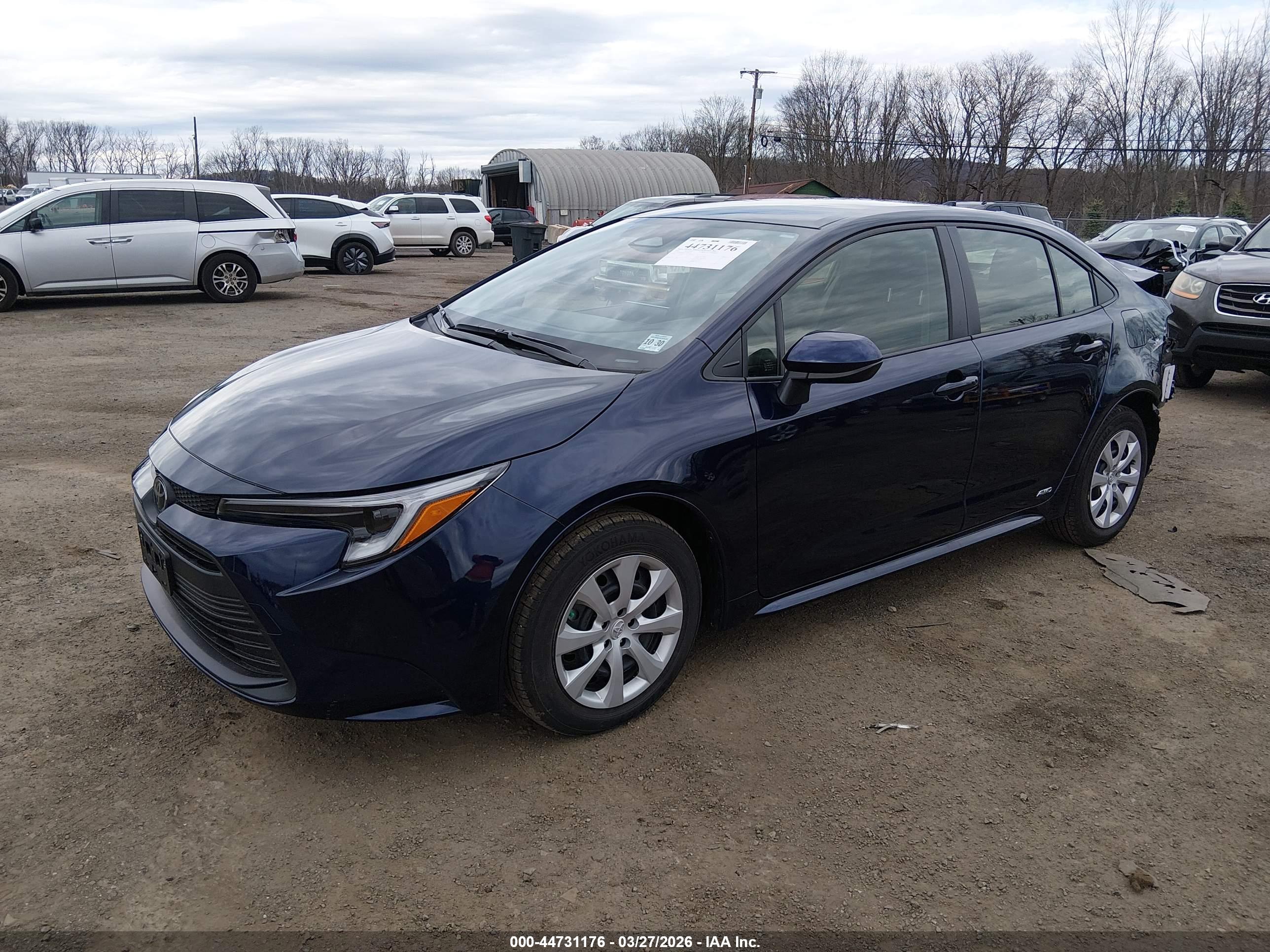 TOYOTA COROLLA image 2