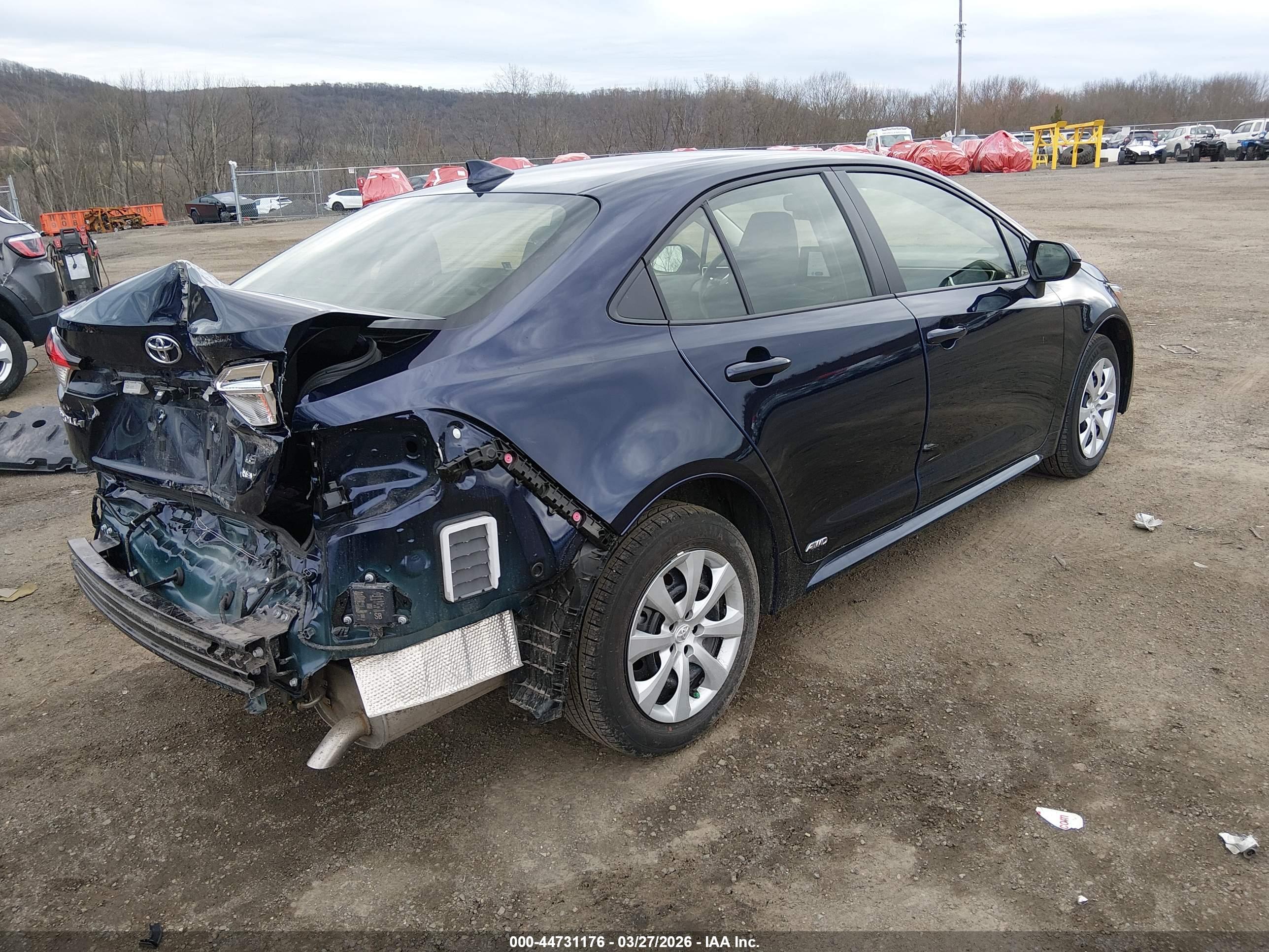 TOYOTA COROLLA image 4