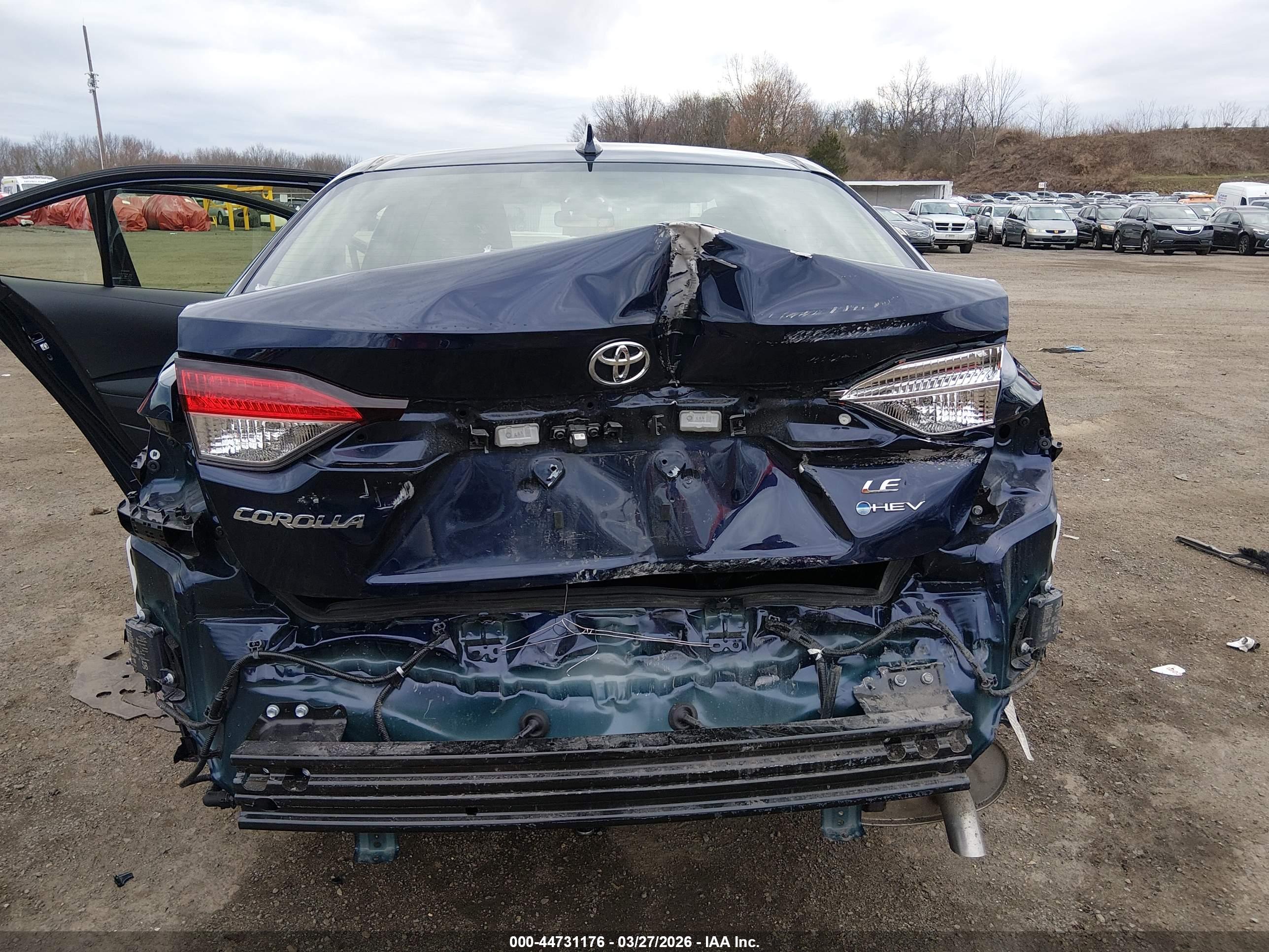 TOYOTA COROLLA image 6
