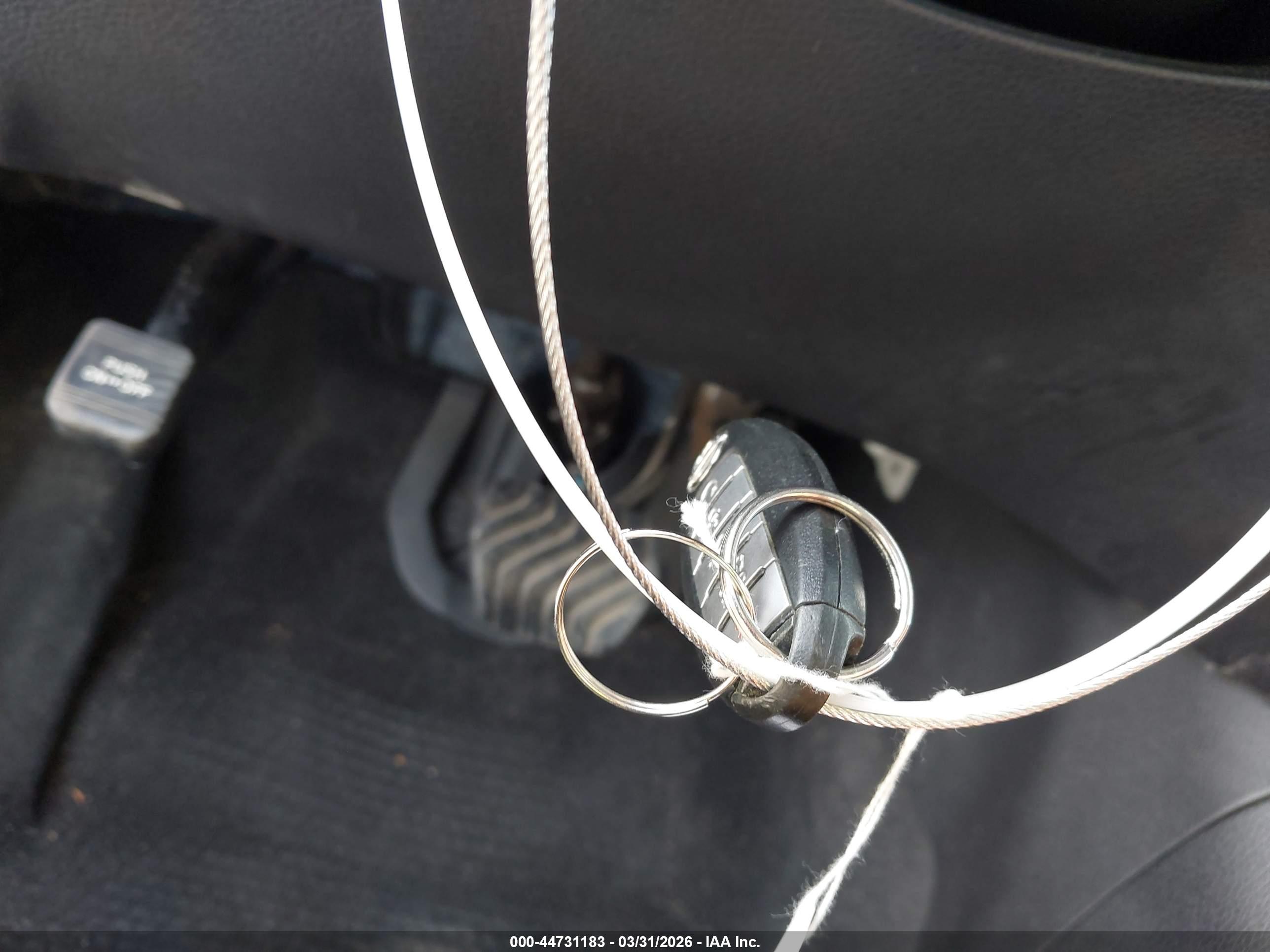 NISSAN ROGUE image 11