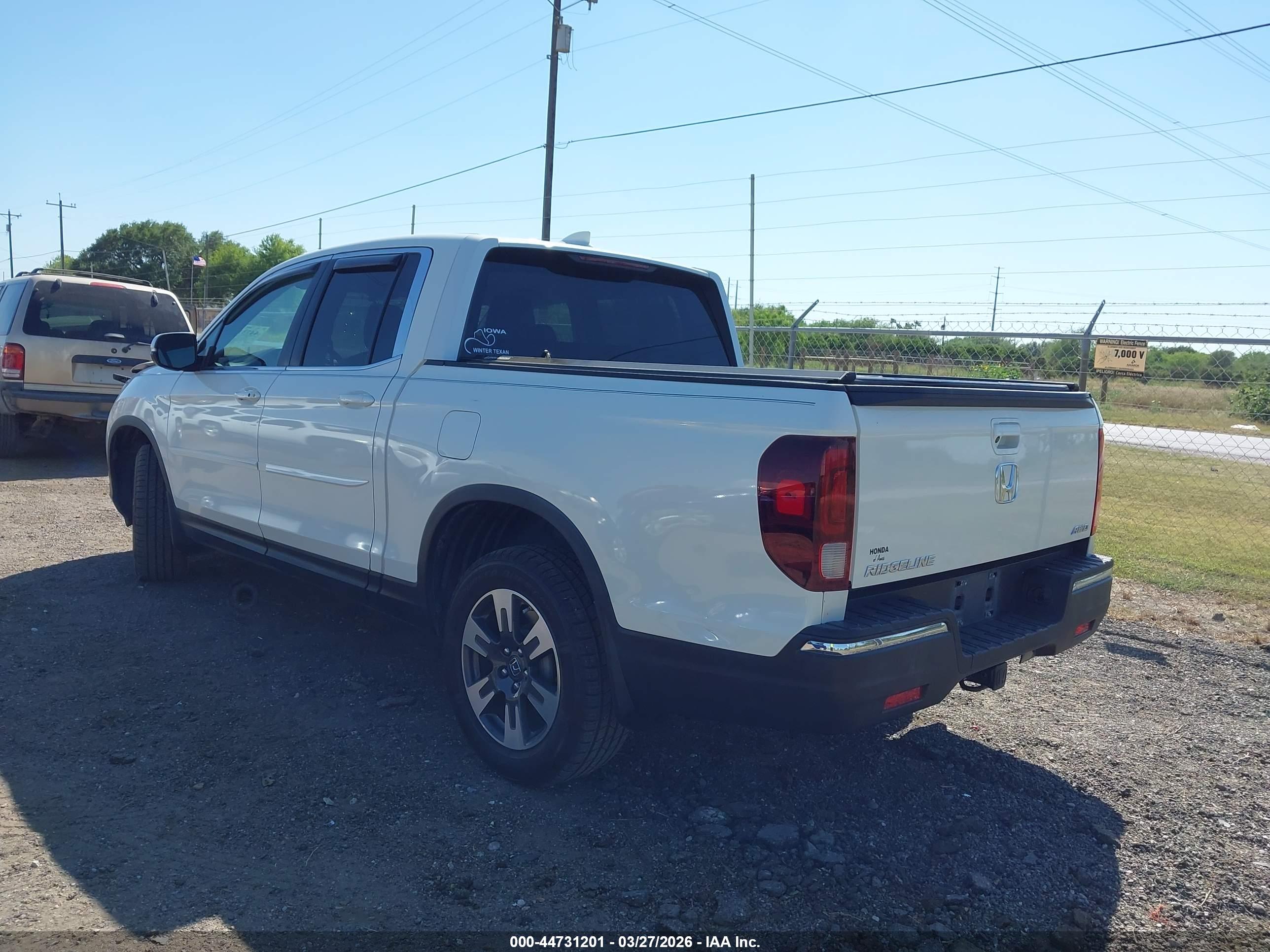 HONDA RIDGELINE image 3