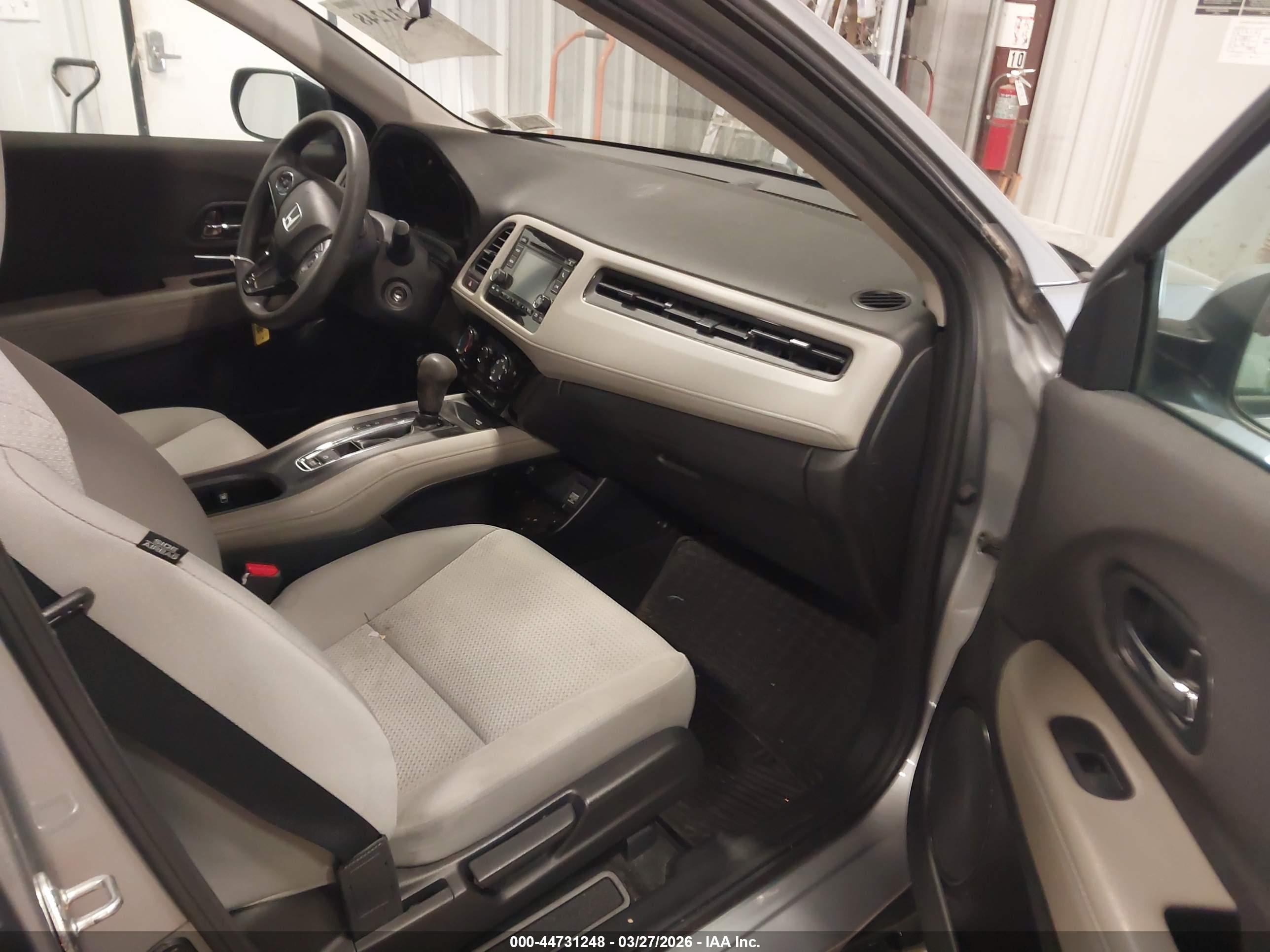 HONDA HR-V image 5