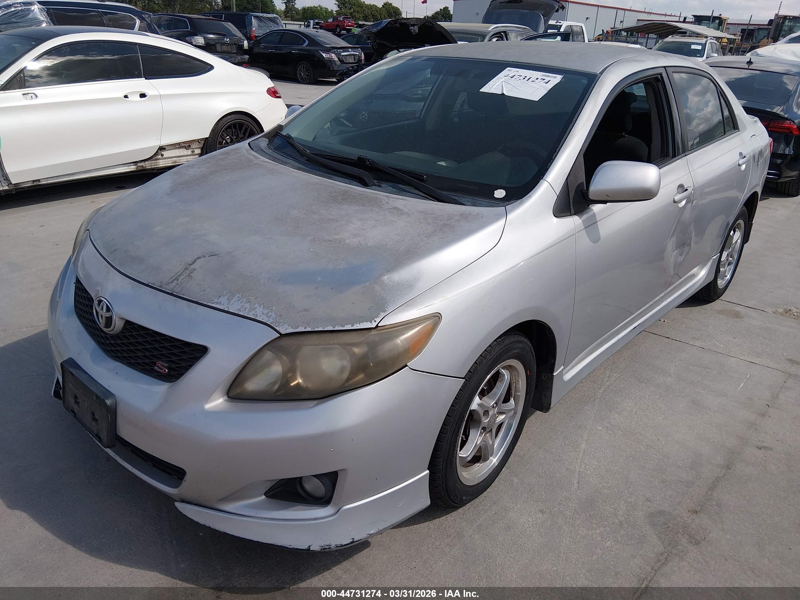 TOYOTA COROLLA image 2