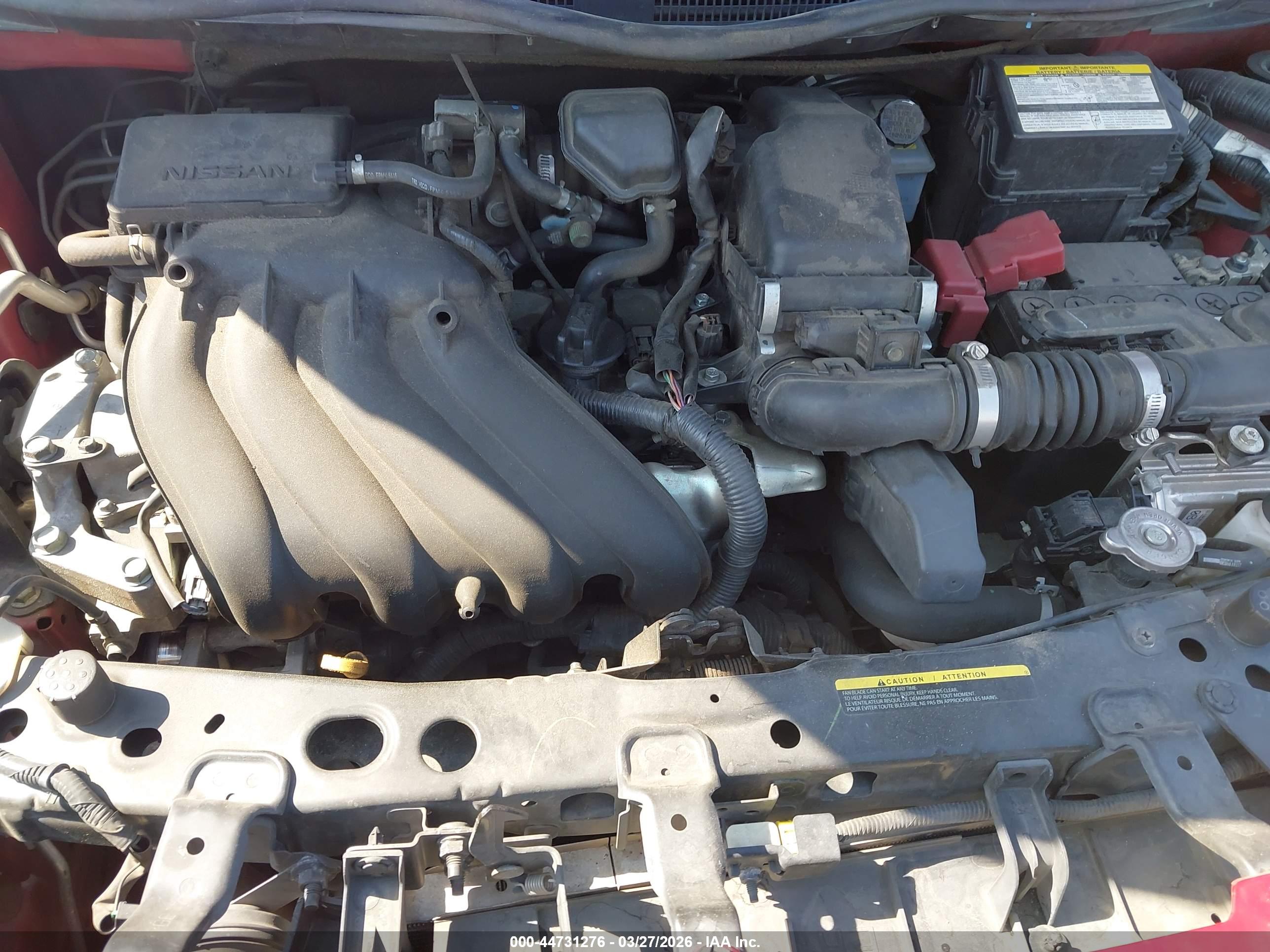 NISSAN VERSA image 10