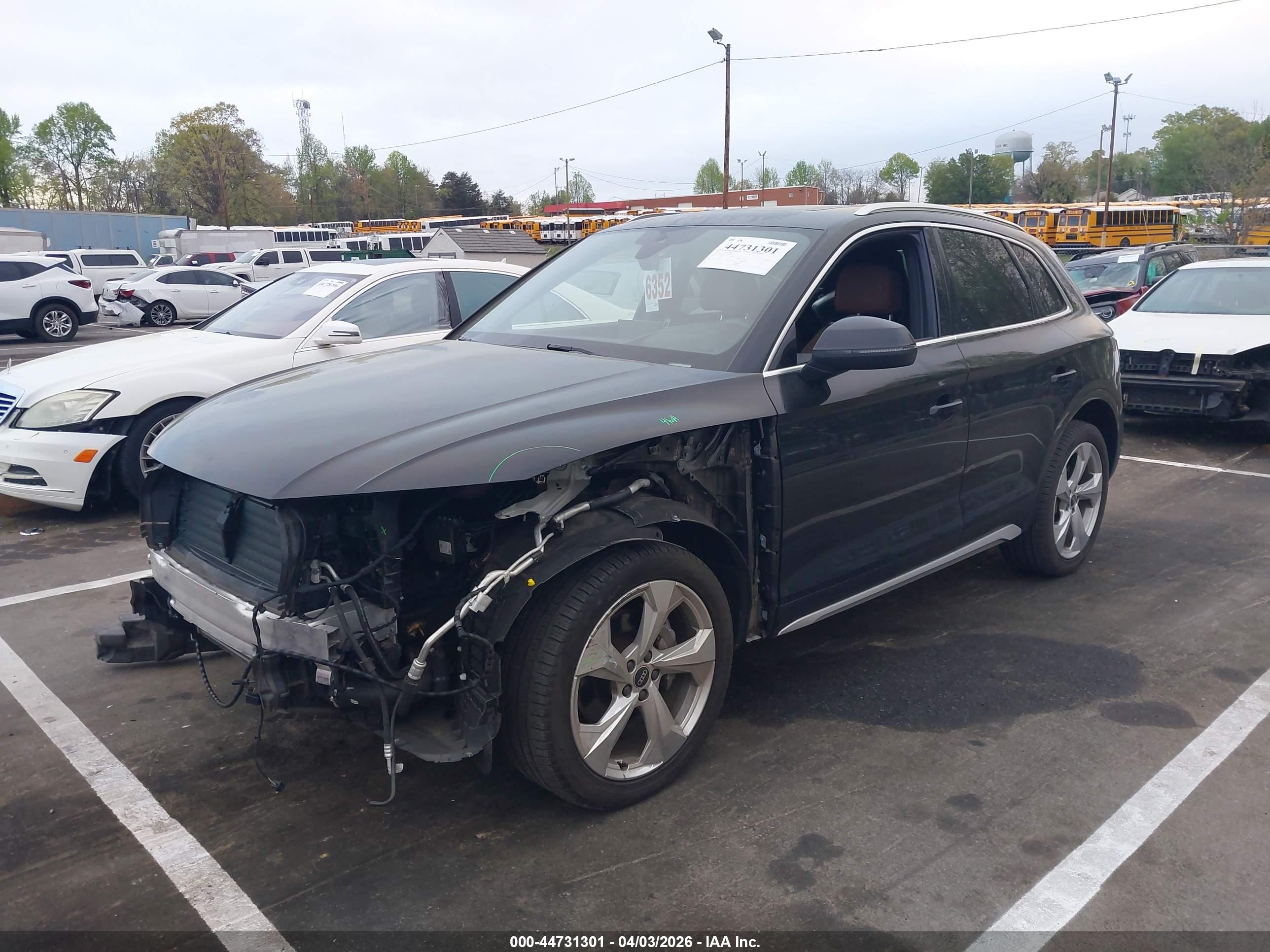 AUDI Q5 image 2