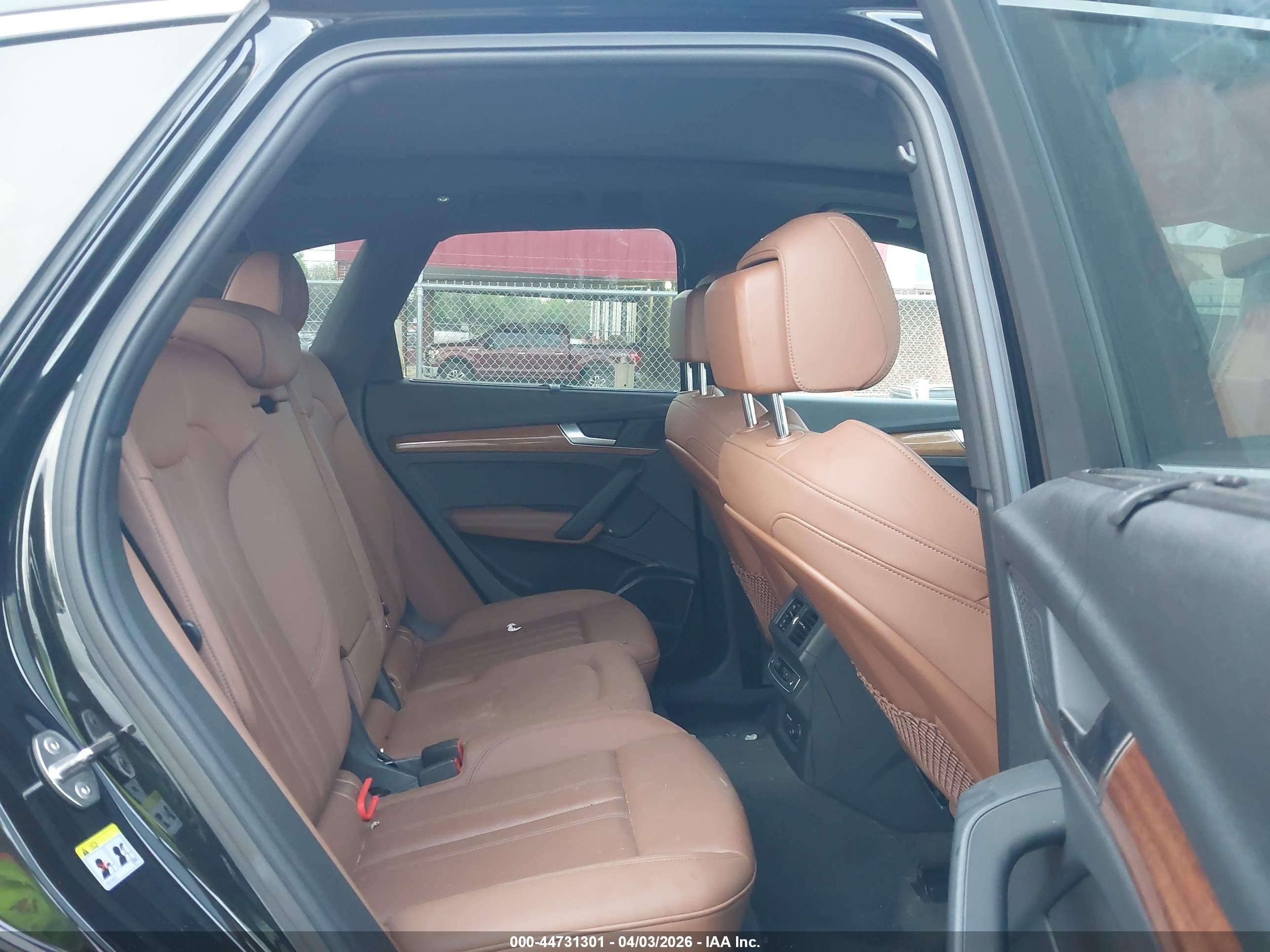 AUDI Q5 image 8