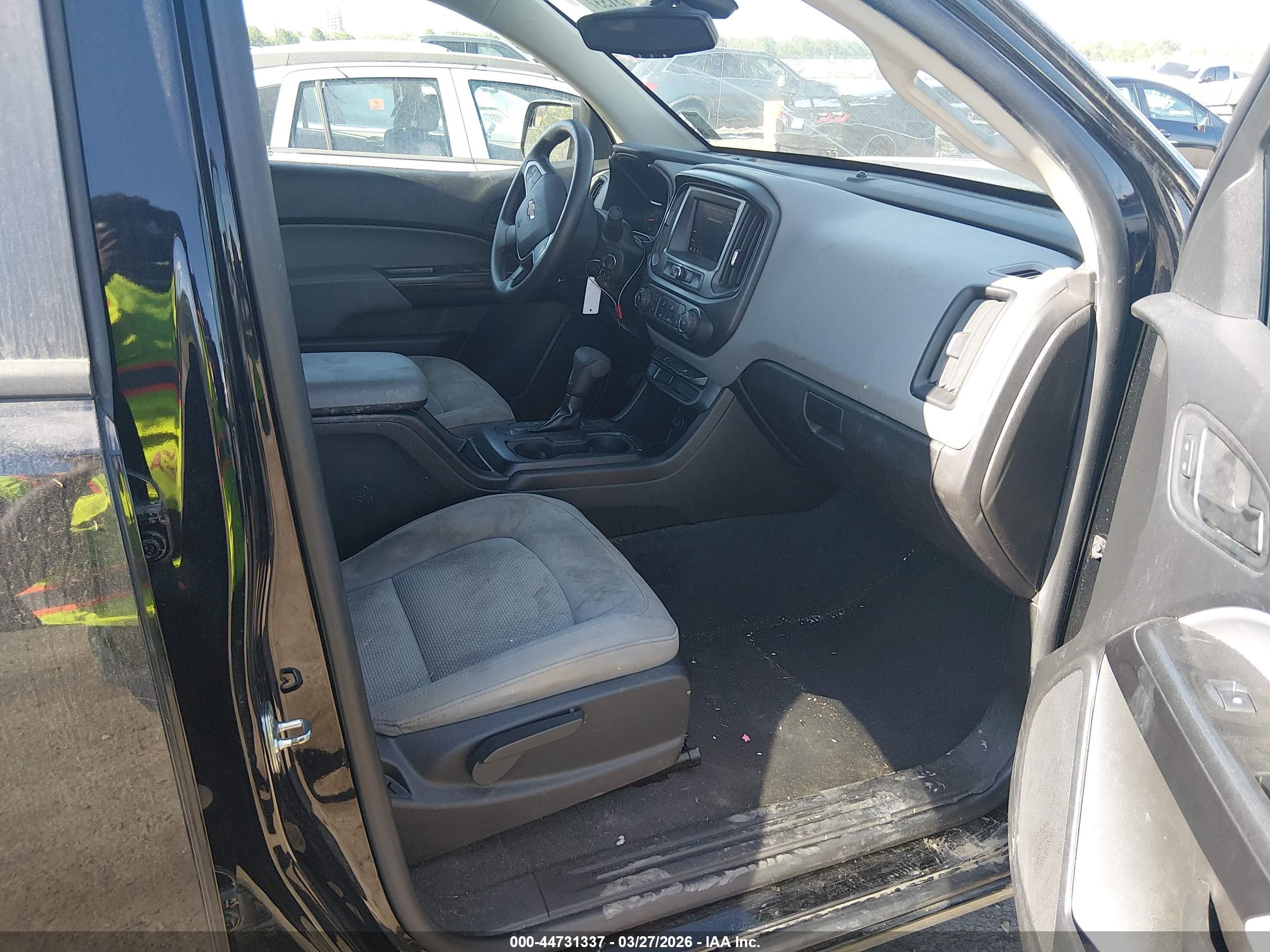 CHEVROLET COLORADO image 5