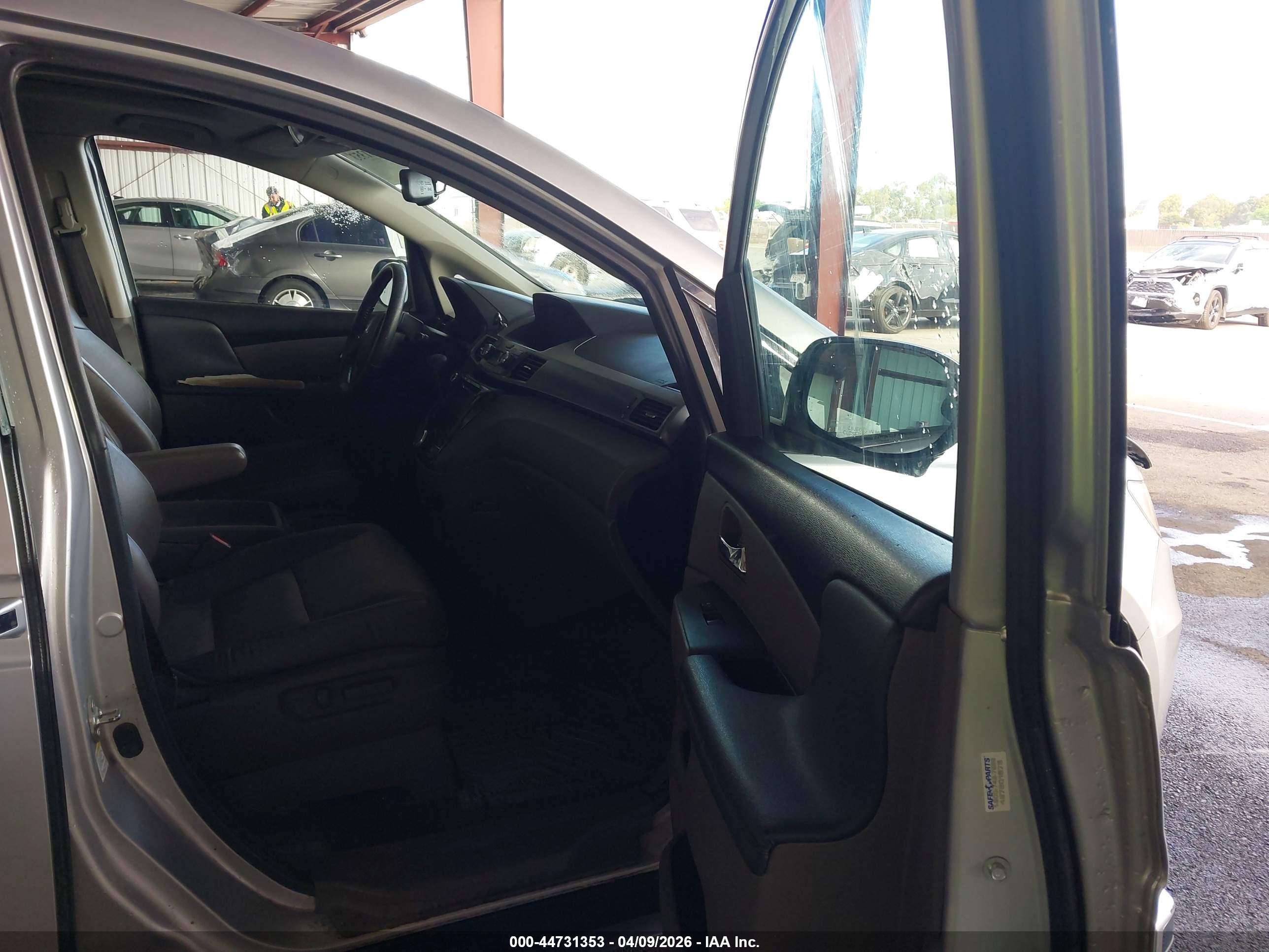 HONDA ODYSSEY image 5