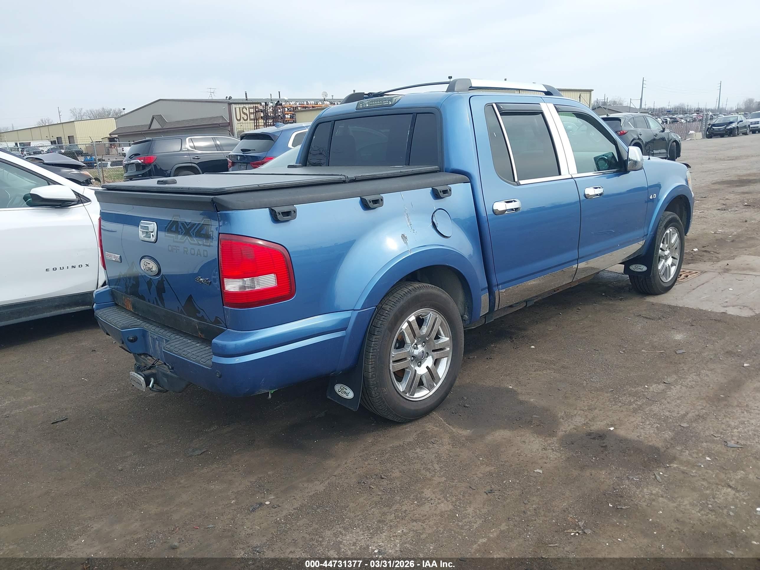 FORD EXPLORER image 4