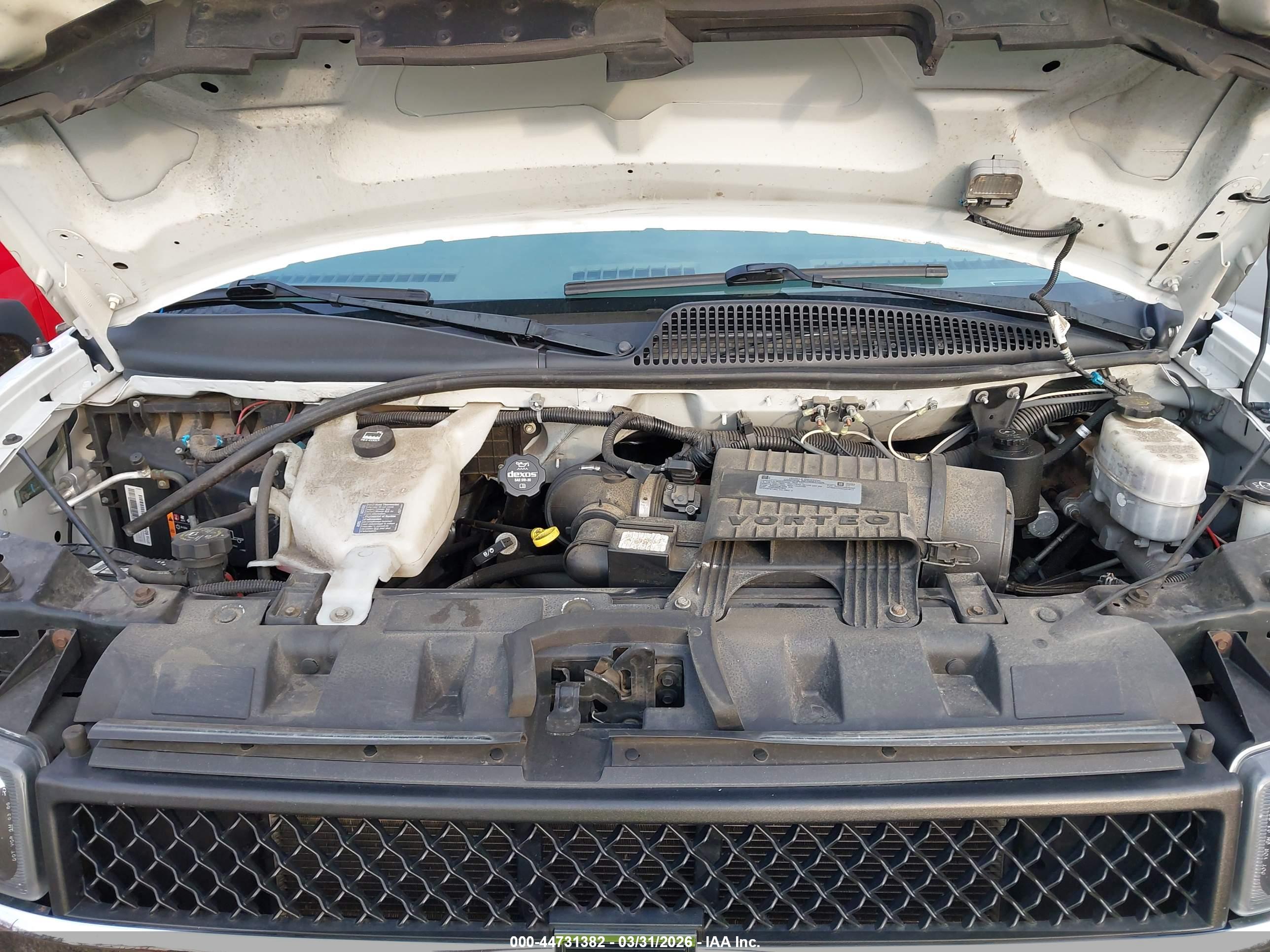 CHEVROLET EXPRESS image 10